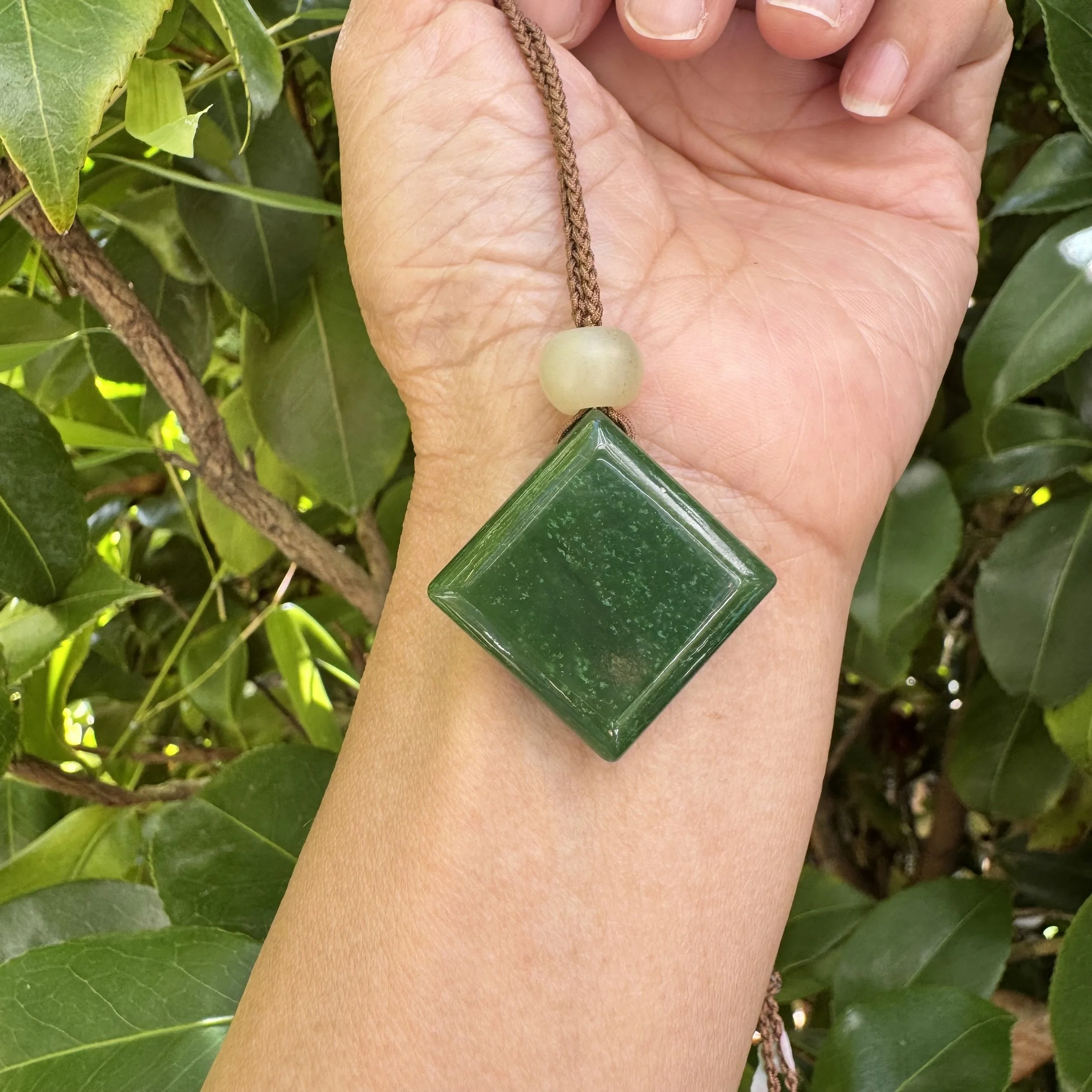 Top grade Canadian BC jade-jademastervancouver.com