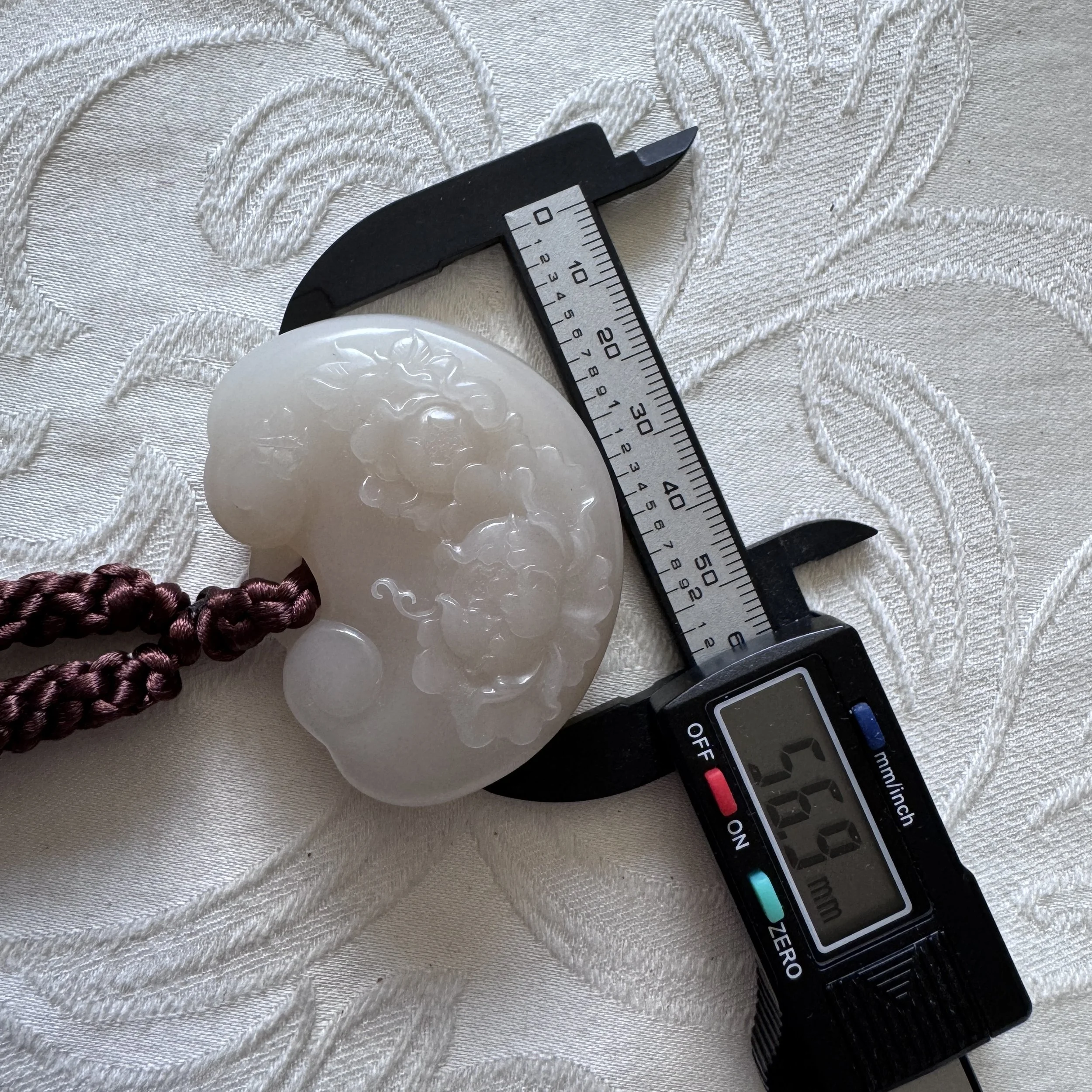 Top grade pink nephrite- jademastervancouver.com