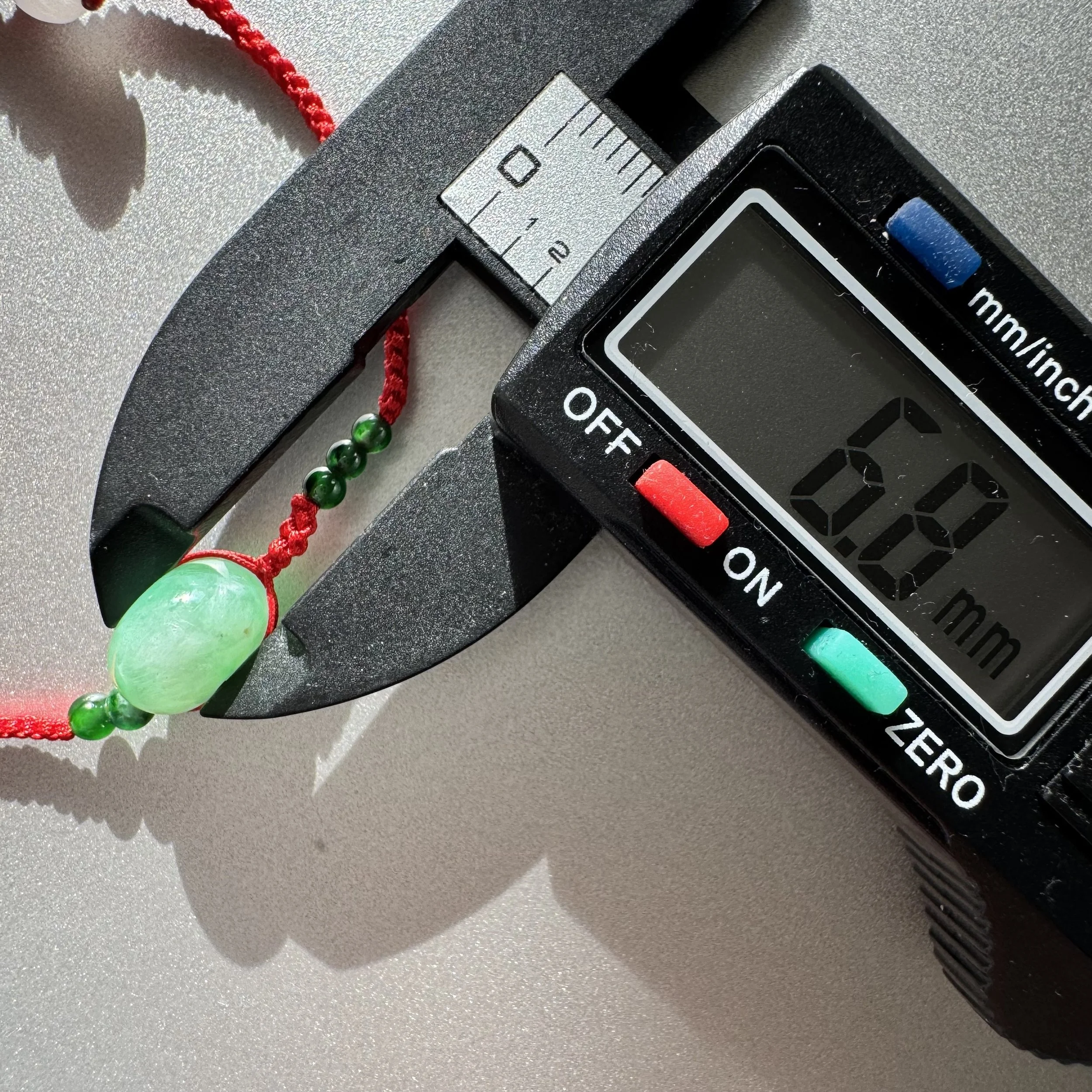 jademastervancouver.com