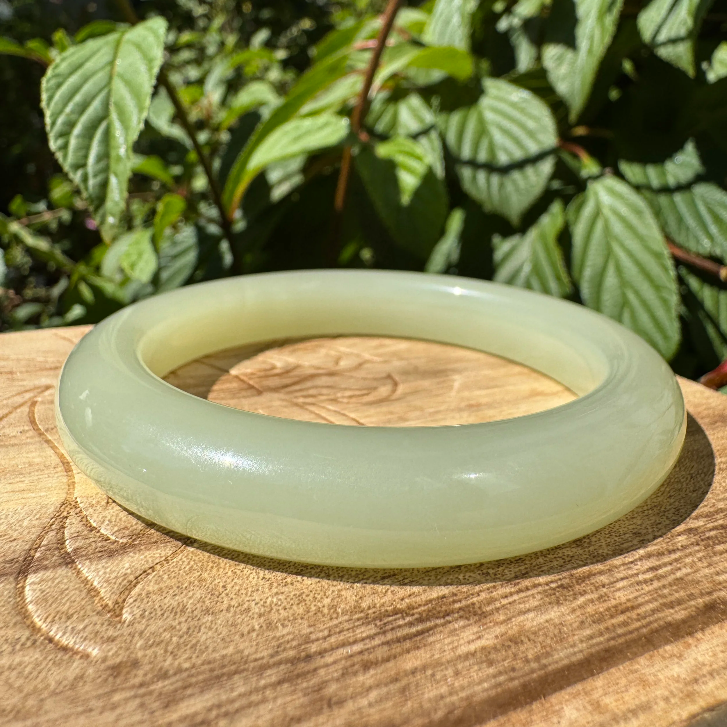 Hetian nephrite jade bangle bracelet