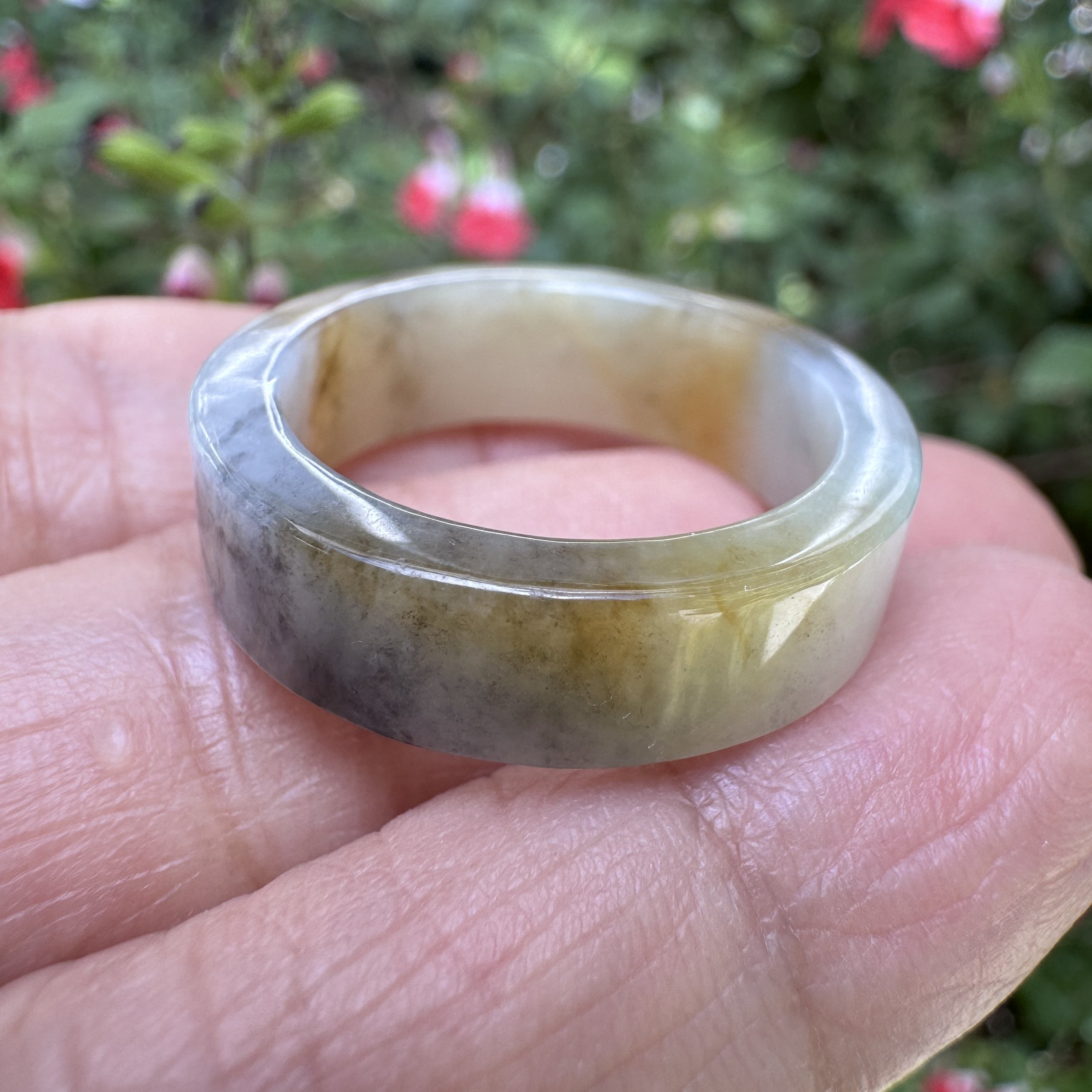 Jadeite ring-jademastervancouver.com