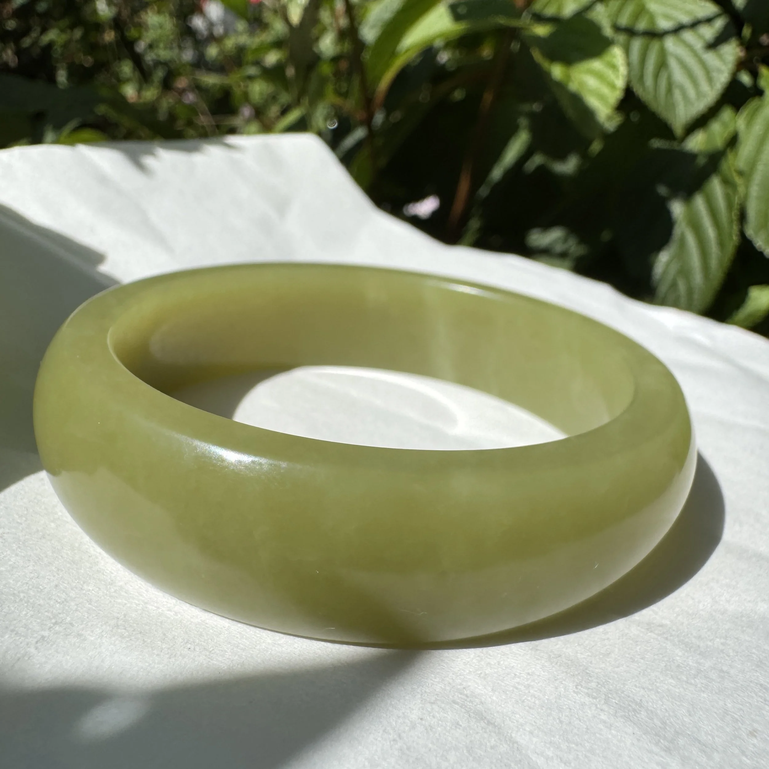 Yellow nephrite jade- jademastervancouver.com