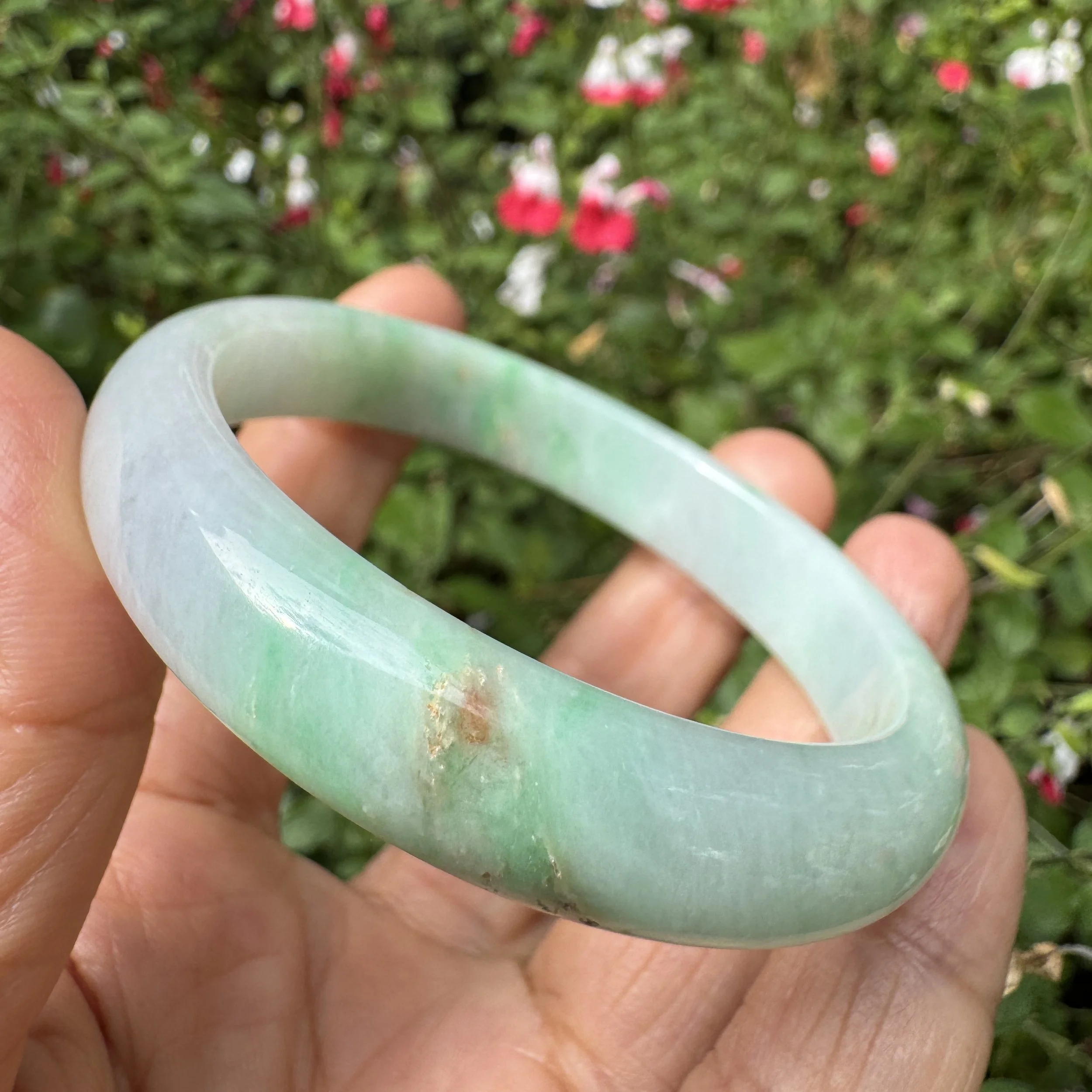 apple green jade-jademastervancouver.com