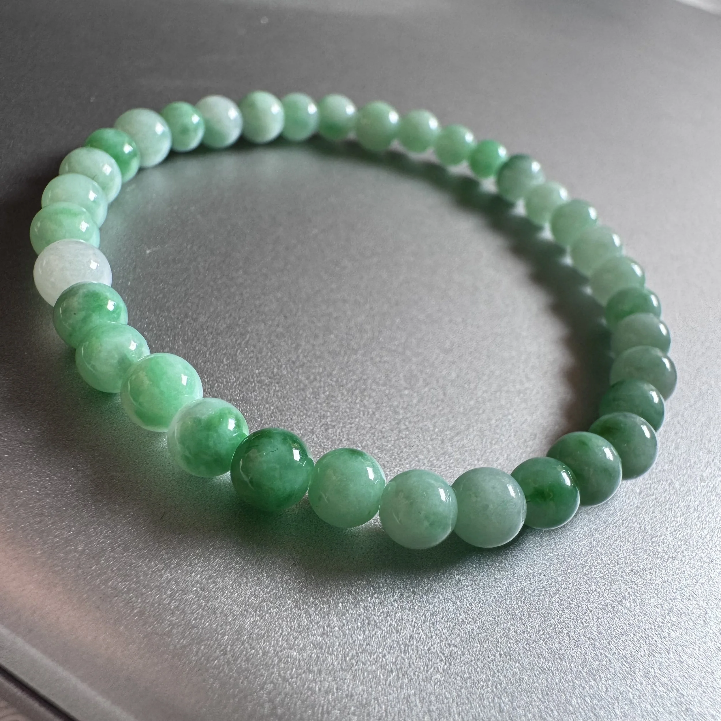 Jade bracelet - Genuine 100% natural untreated Myanmar green jadeite beads (5.2mm)dainty light weight