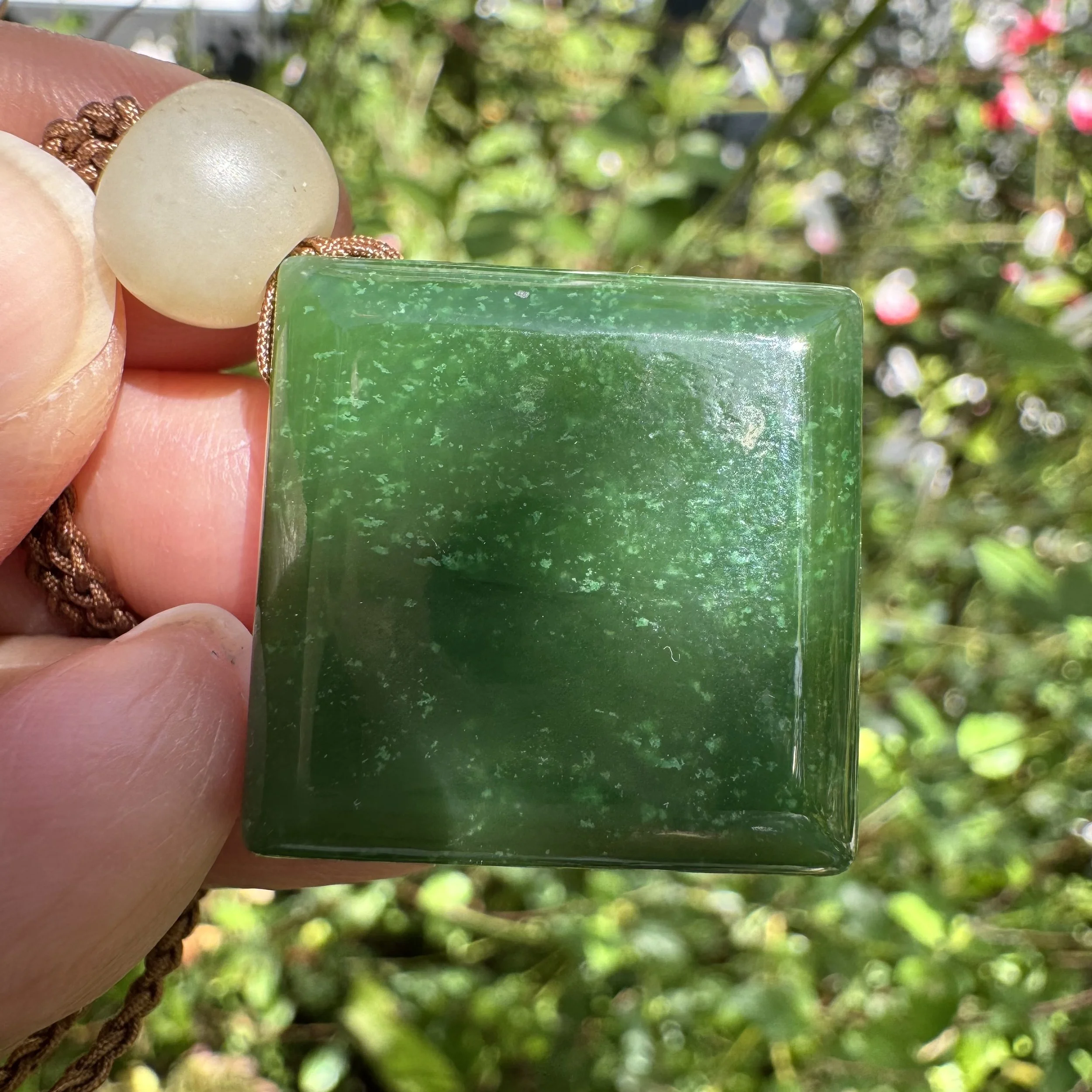 Top grade Canadian BC jade-jademastervancouver.com