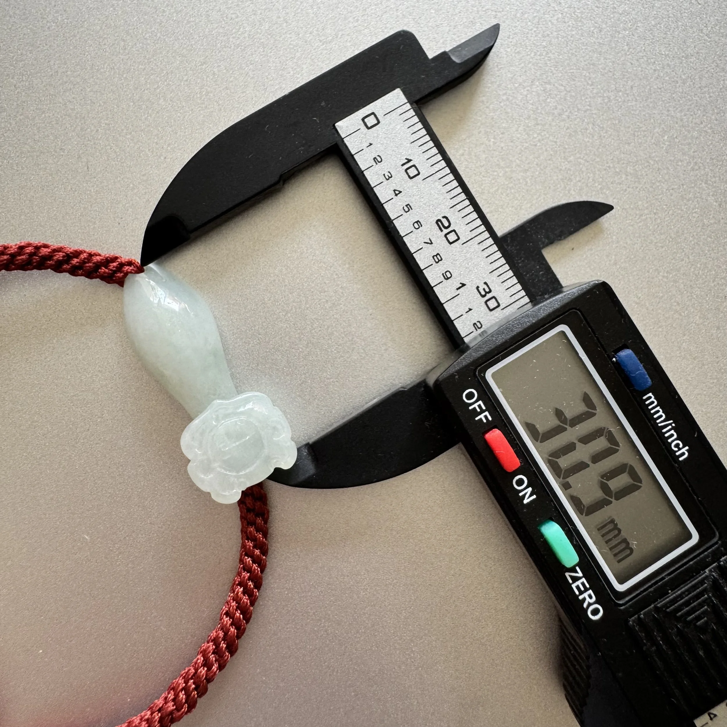 jademastervancouver.com