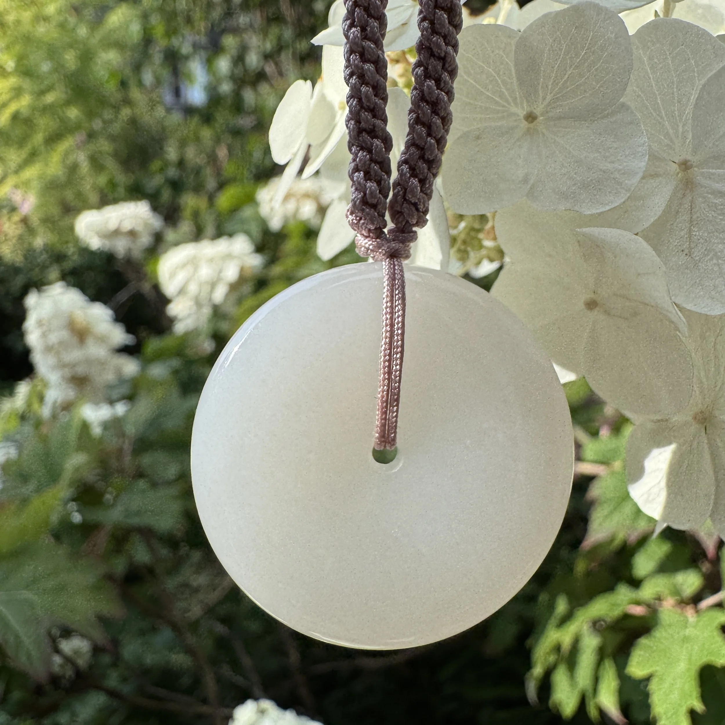 Chinese Xinjiang Hetian White nephrite jade donut pendant necklace