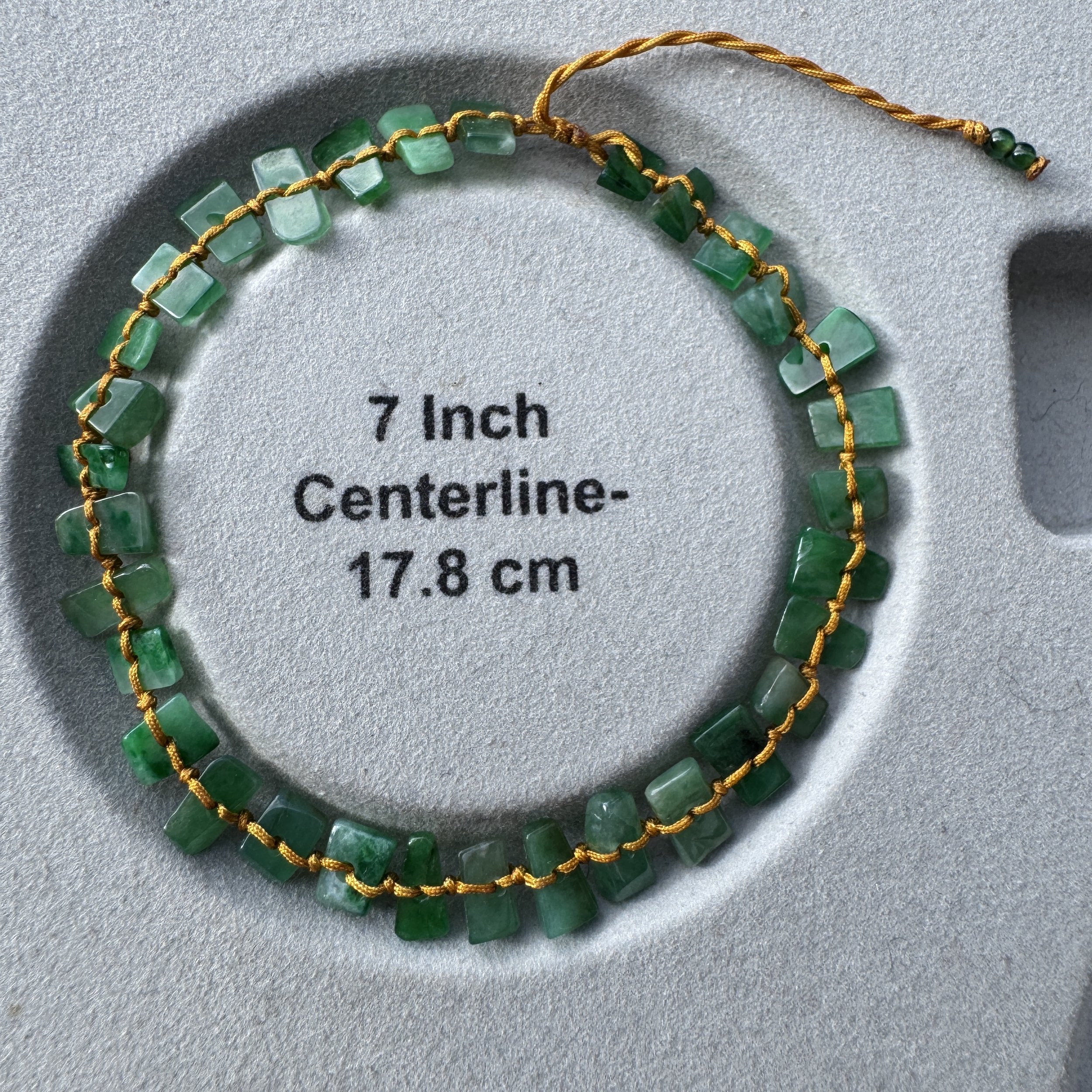 imperial green jadeite- jademastervancouver.com