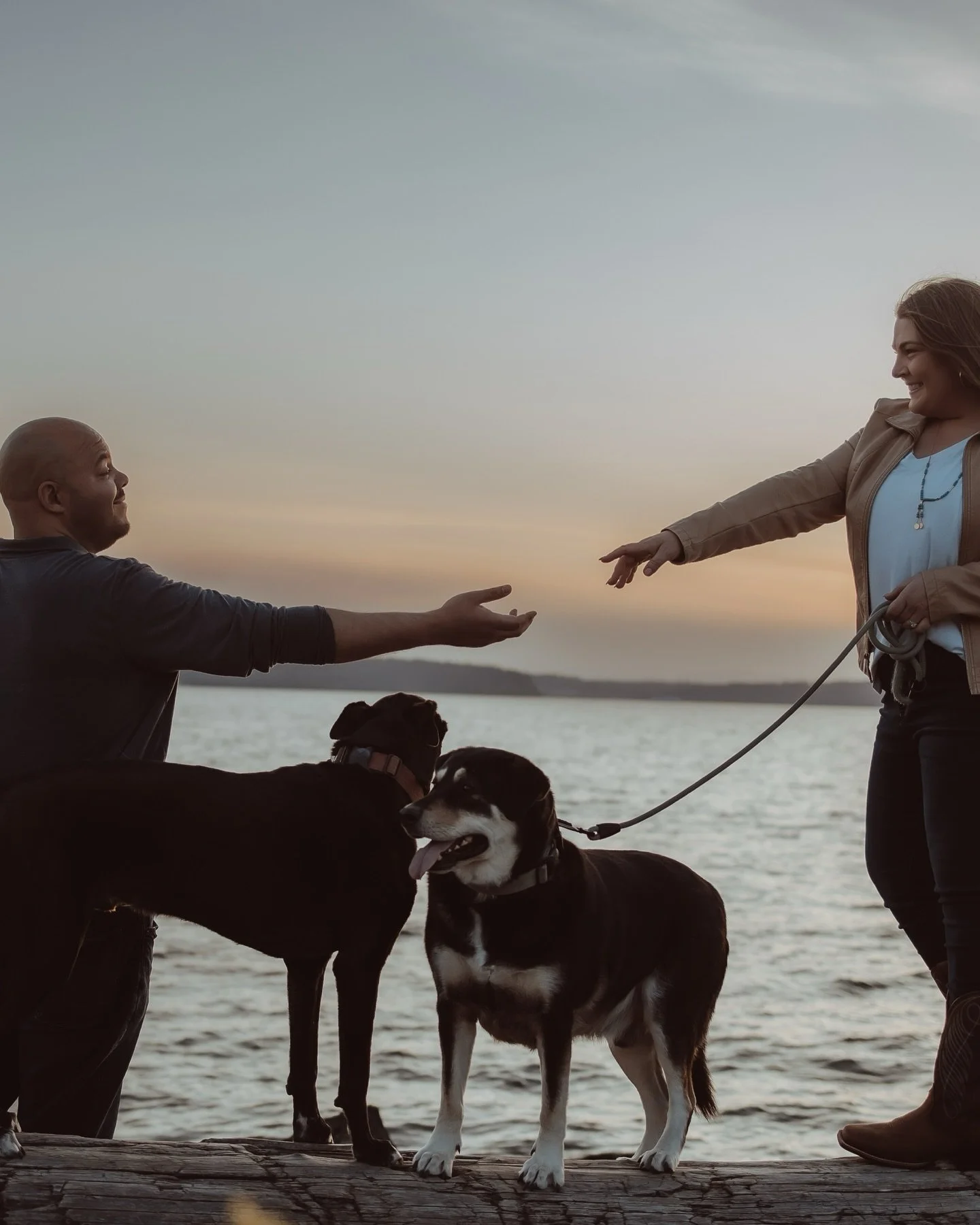 These two met me at a lighthouse with their sweet chaos in tow (aka their giant, emotional dogs), ready for wind and water and whatever magic we could create. And we did. 🐾🌲
They reached out months ago about elopement photos, and while timing di