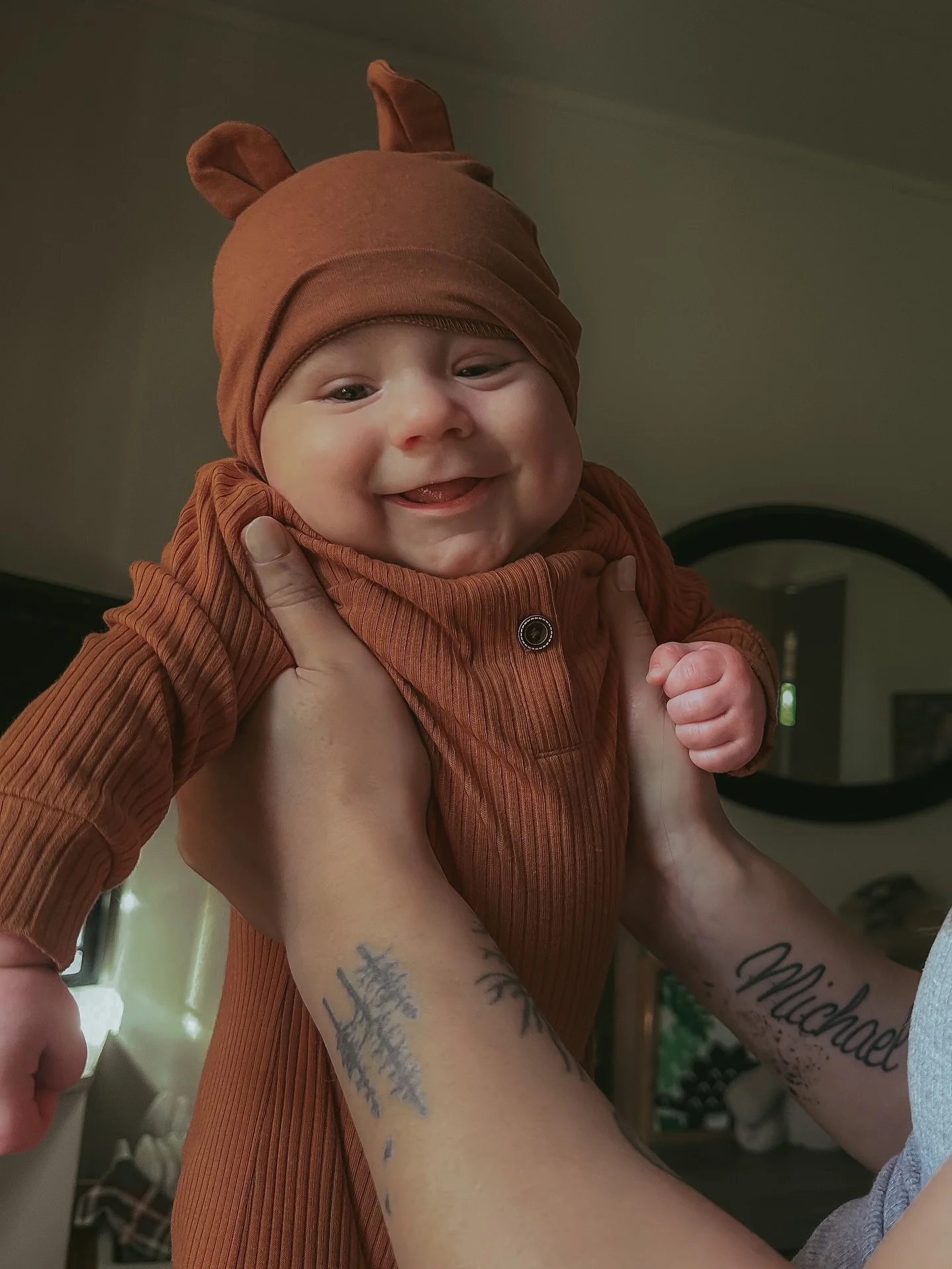 Four months of loving and being loved by you. 🥰 
 #boymom #familyphotographer #momof3 #centraltexasphotographer #austinfamilphotpgrapher #newbornphotographer