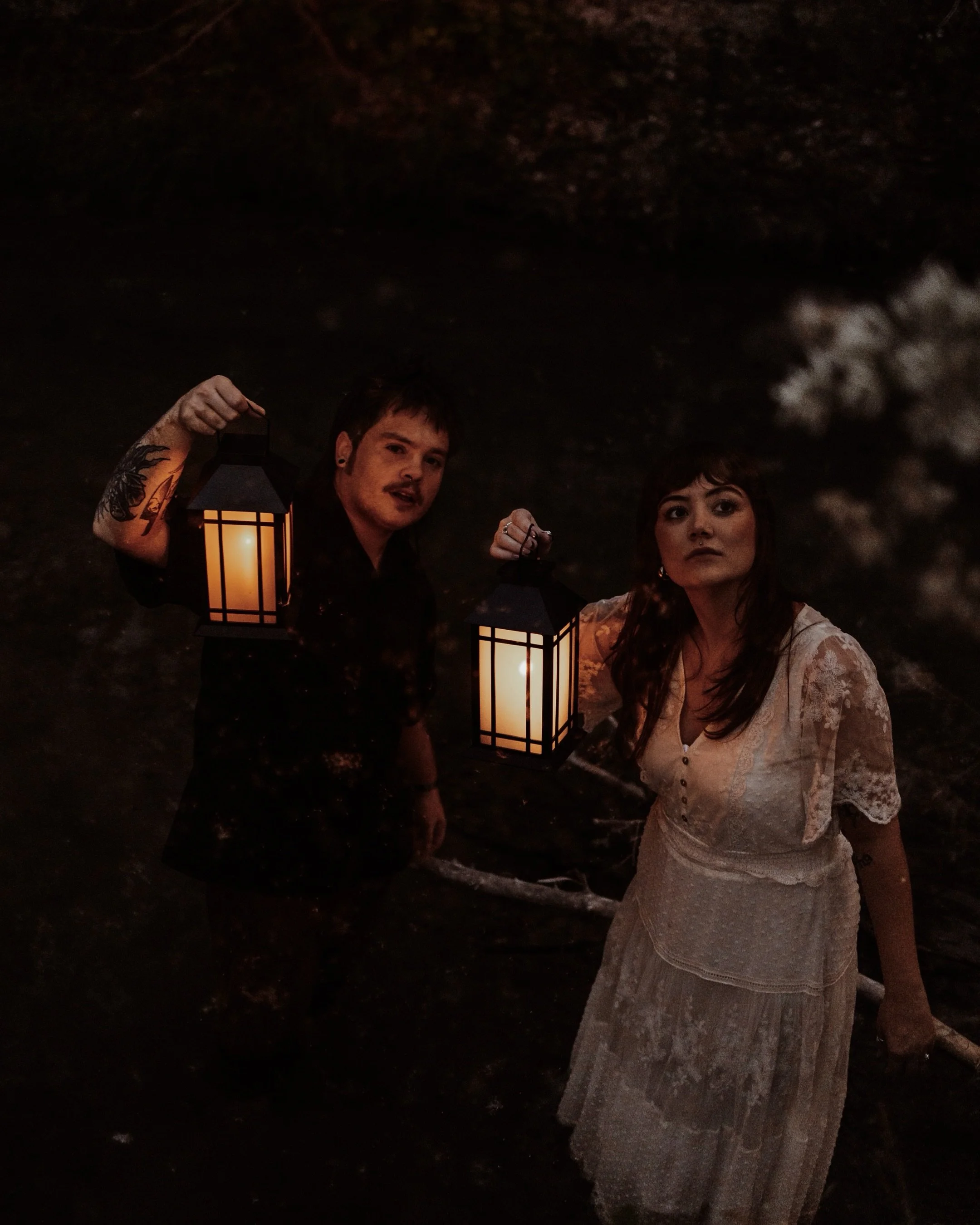 I fear we&rsquo;ve reached the point where my clients are enabling my increasingly specific artistic delusions.

Antique stores.
Waterfalls.
Lanterns in the creek after dark.
𝒁𝒆𝒓𝒐 Regrets. 

Austin Engagement Photographer | Central Texas Wedding 