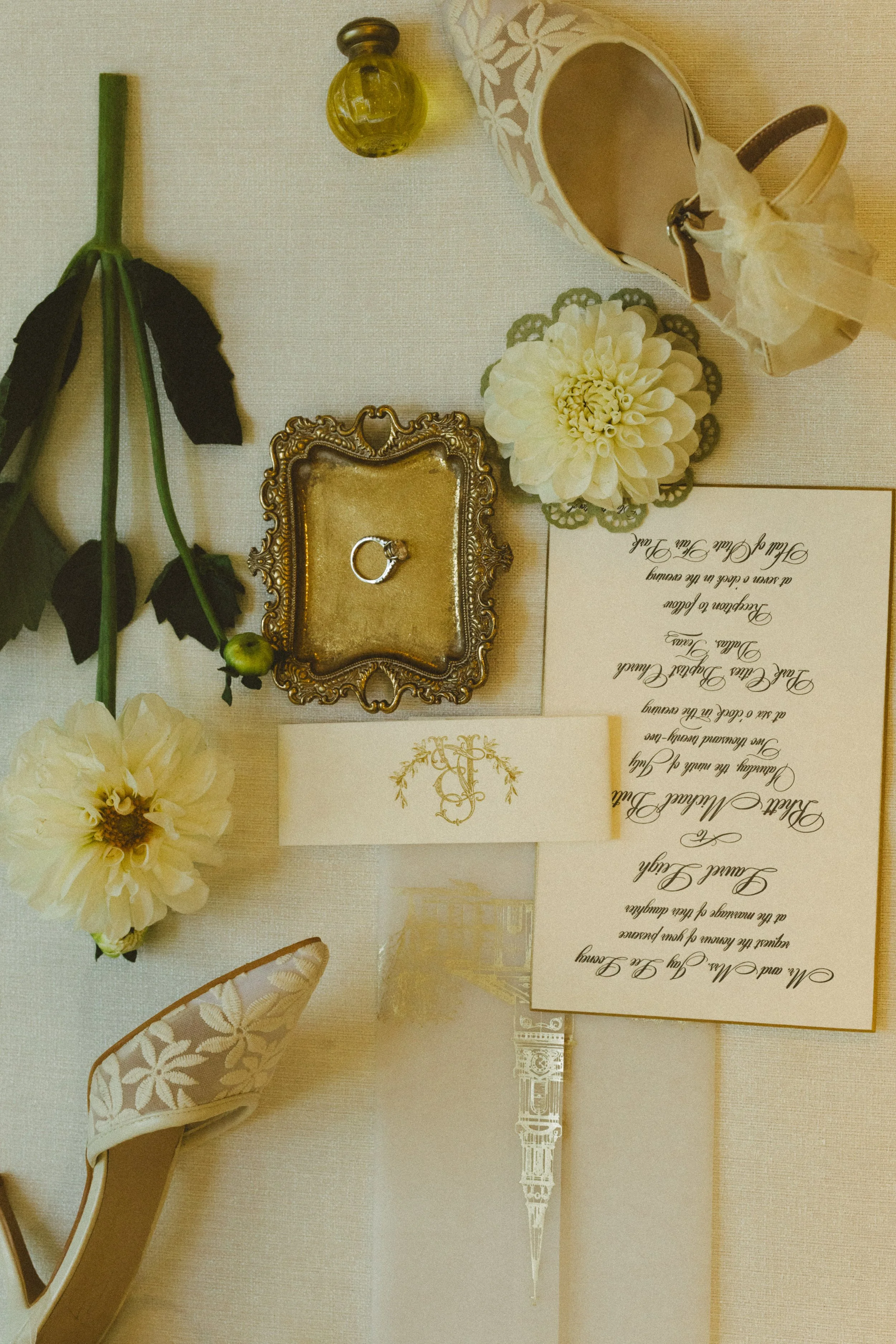 How Much Time Do You Really Need for Wedding Photos?