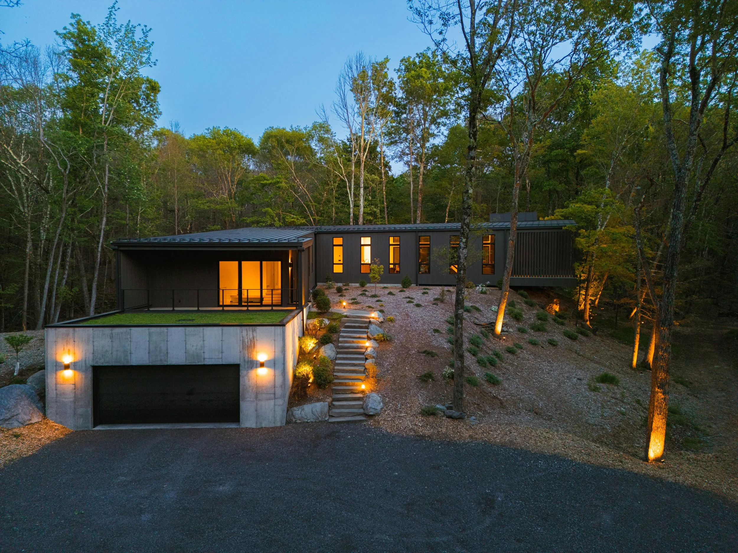 LIFT HOUSE