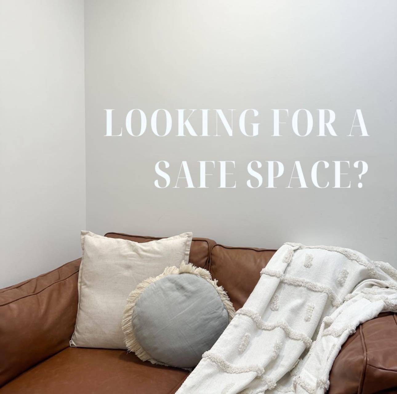 Looking for your safe space? 

Blackbird House is your safe space. We have services available that can support you through various transitions of life. We pride ourselves in having a warm and welcoming environment from the moment you walk into recept