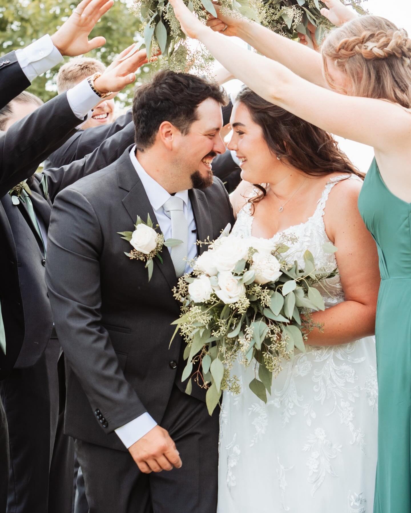 Currently Dreaming of Warm, Sunny Wedding Days ☀️✨

As I wait for the return of golden sunsets, warm breezes, and outdoor &ldquo;I do&rsquo;s,&rdquo; I can&rsquo;t help but reminisce about those magical summer weddings. The laughter, the sunshine, an
