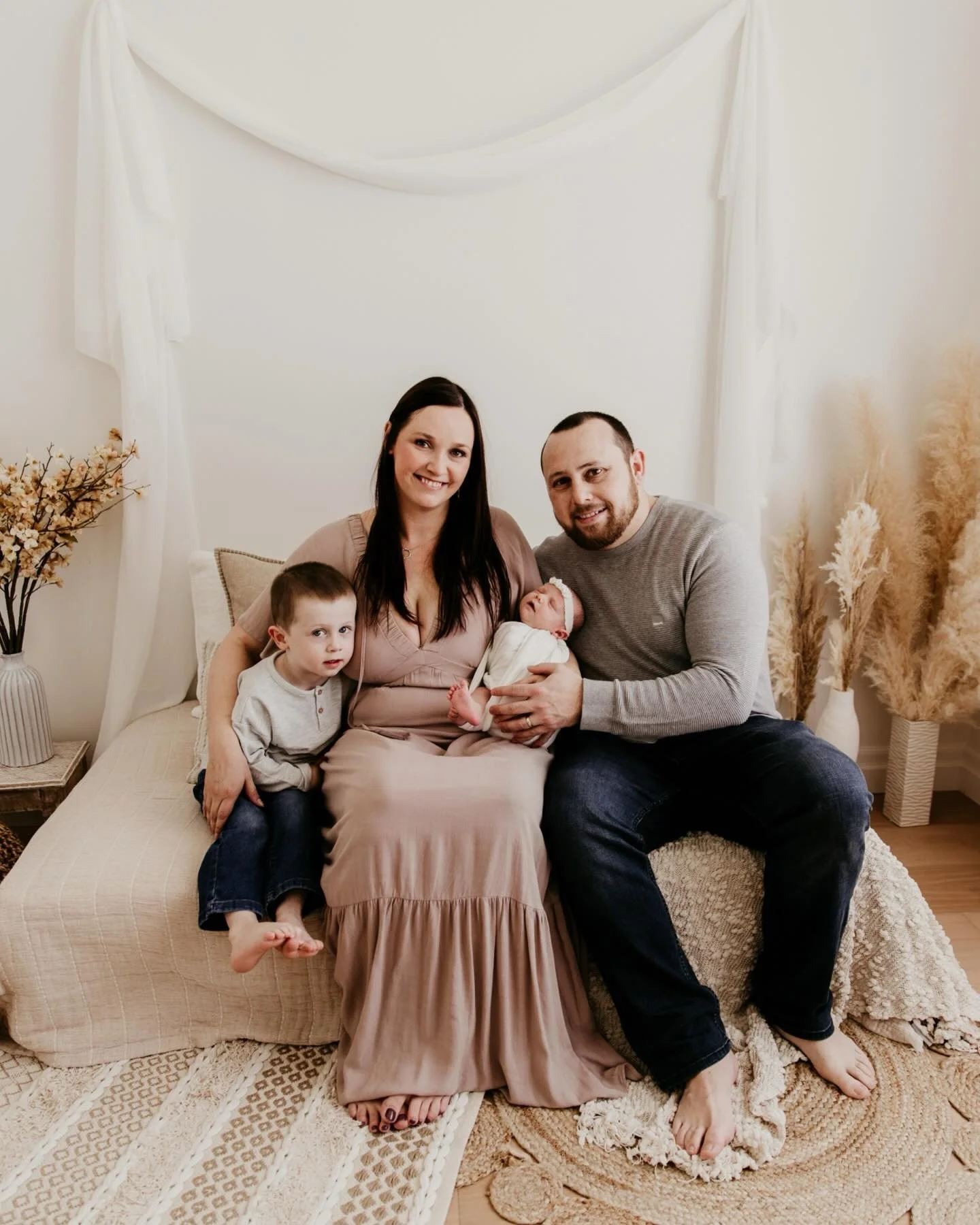 These early days go by in a blur, and it&rsquo;s always an honour to freeze them in time &mdash; just as they are, just as they&rsquo;ll always be remembered.

Thank you for trusting me to capture this season of your story 🤍