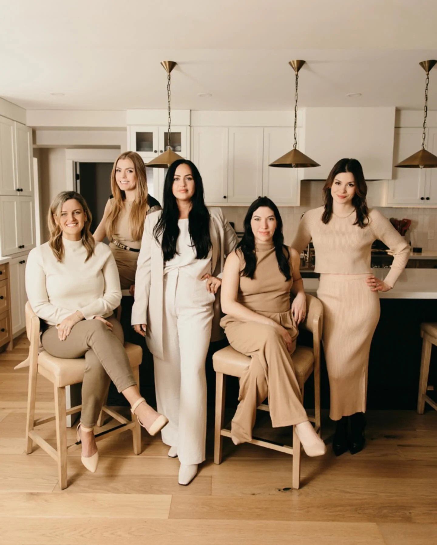 There&rsquo;s something so powerful about a group of women who truly know their worth &mdash; and this real estate team is exactly that. ✨

An absolute powerhouse of driven, knowledgeable, and inspiring women who not only know their stuff&hellip; but