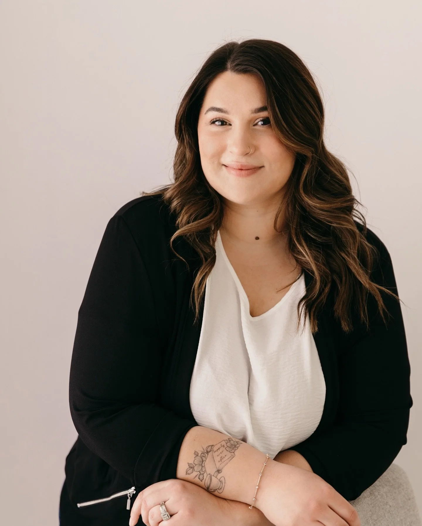 In a world where AI can generate a &ldquo;perfect&rdquo; version of you in seconds&hellip; let me ask you this &mdash; does it actually feel like you?

Your headshot is often your first impression. It&rsquo;s what people see before they meet you, bef