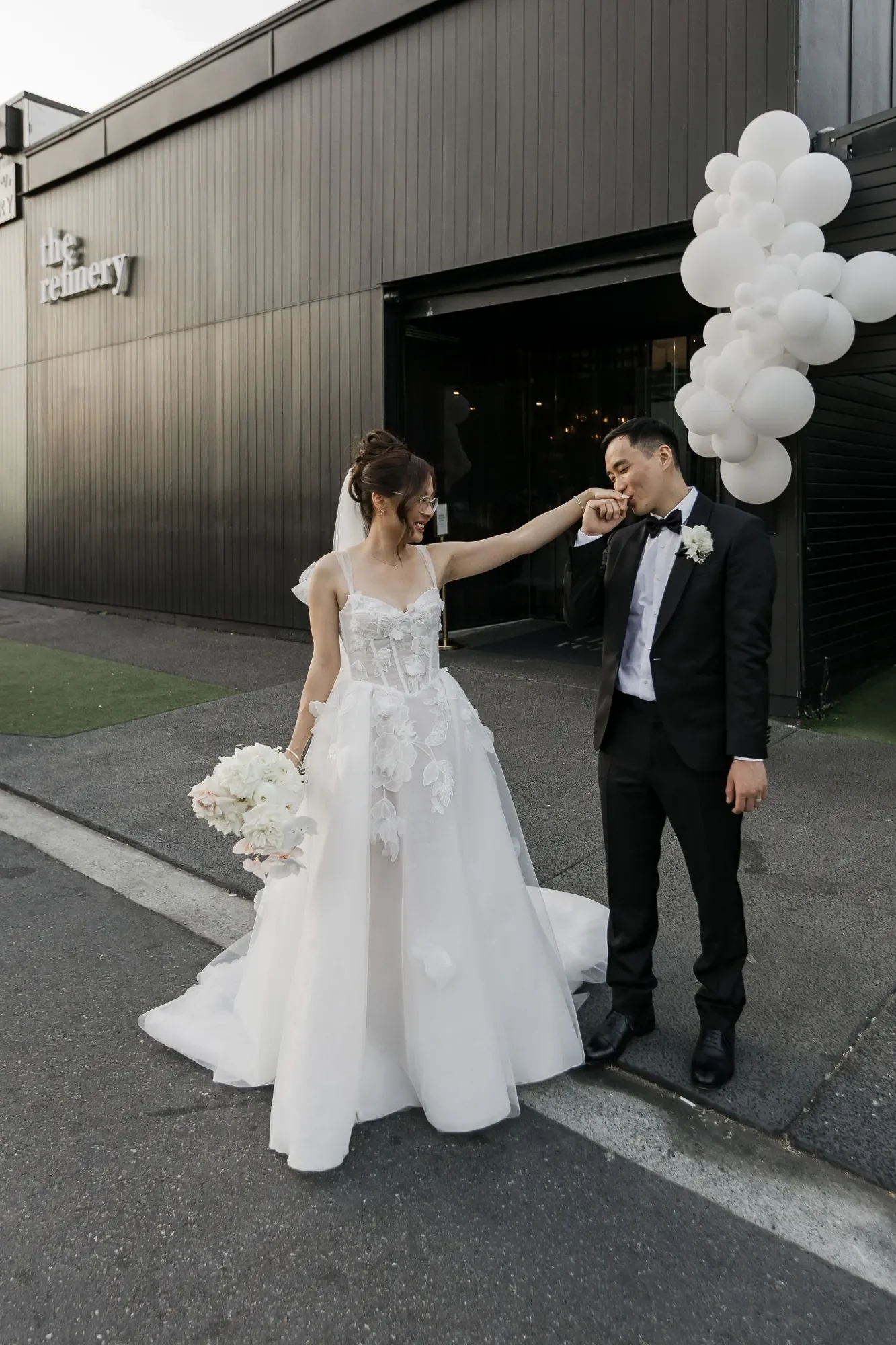 newlywed couple white wedding flowers at The Refinery Newstead