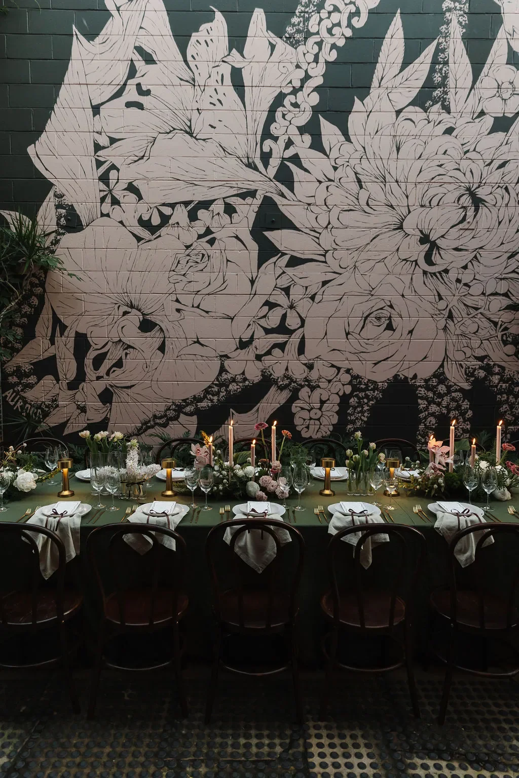 Stylish and modern table with flowers at Brisbane wedding venue.