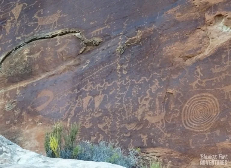 Utah-Petroglyphs-4.5-768x557.jpg