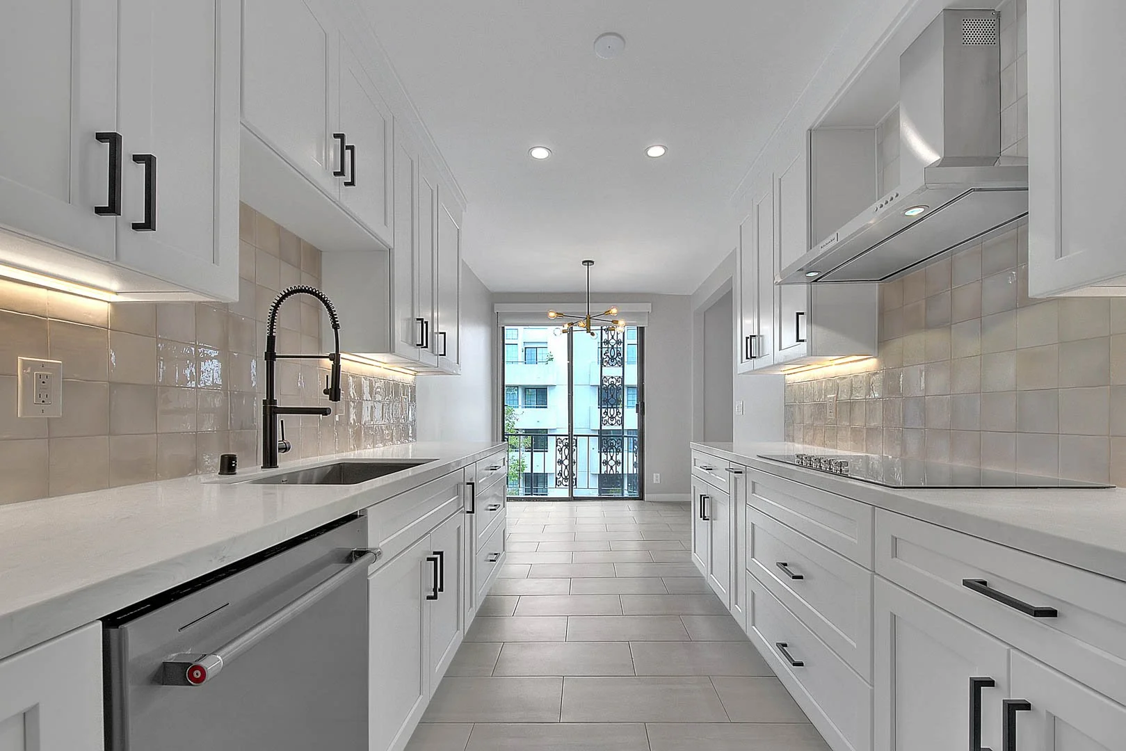 Kitchen (1 of 13).jpg