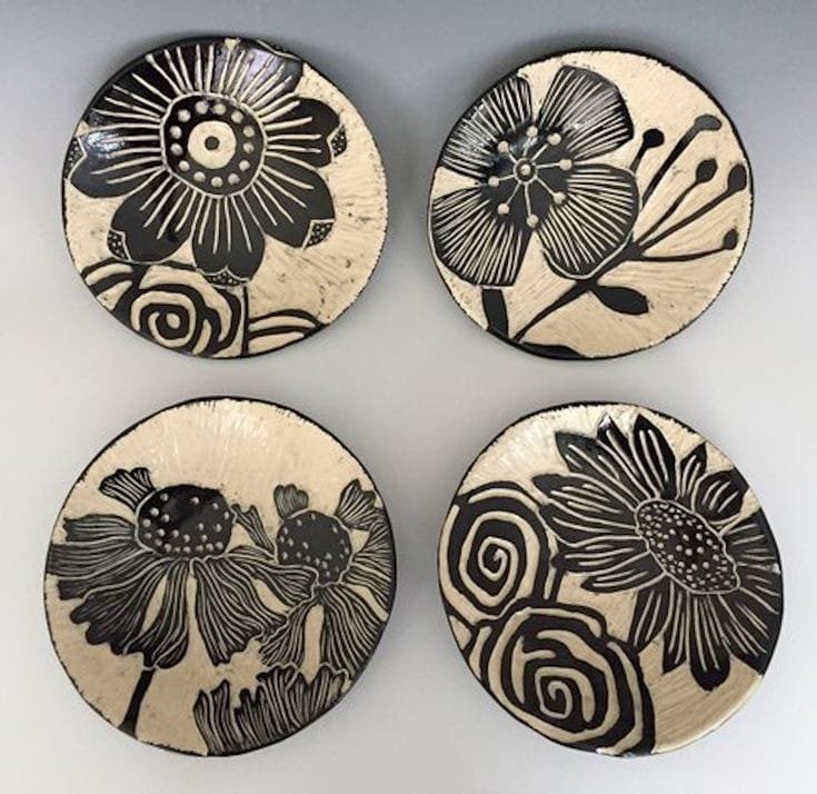 Atelier gravure assiette en grès méthode sgraffito - samedi 3 mai 15h00 à 17h00