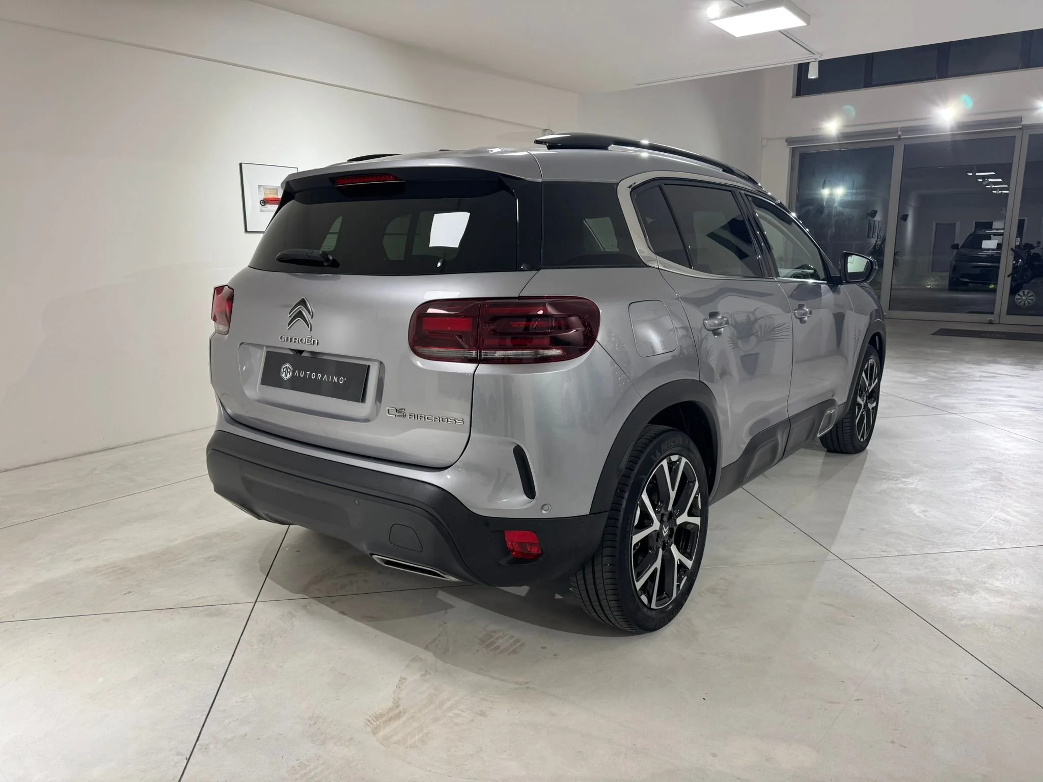 WhatsApp Image 2025-12-11 at 18.44.11 (1).jpeg