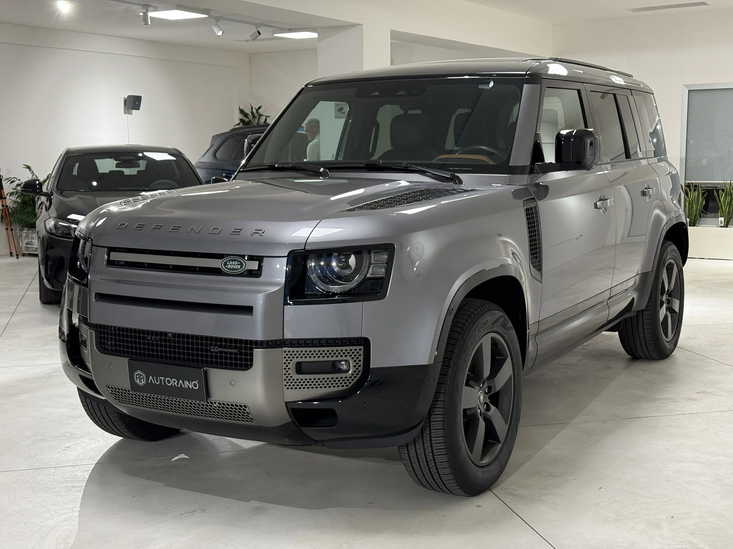Land Rover Defender 110