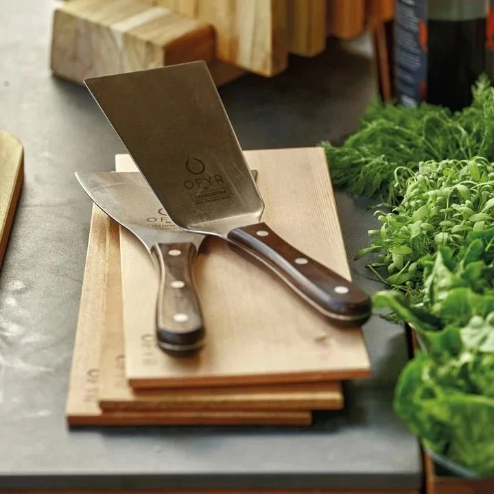 -20 % sur tous les accessoires Ofyr !

Meubles storages, Spatules, tabliers en cuir, huiliers, fours &agrave; pizza&hellip; tout ce qu&rsquo;il faut pour profiter pleinement de votre exp&eacute;rience Ofyr.

C&rsquo;est le moment de venir chercher ce