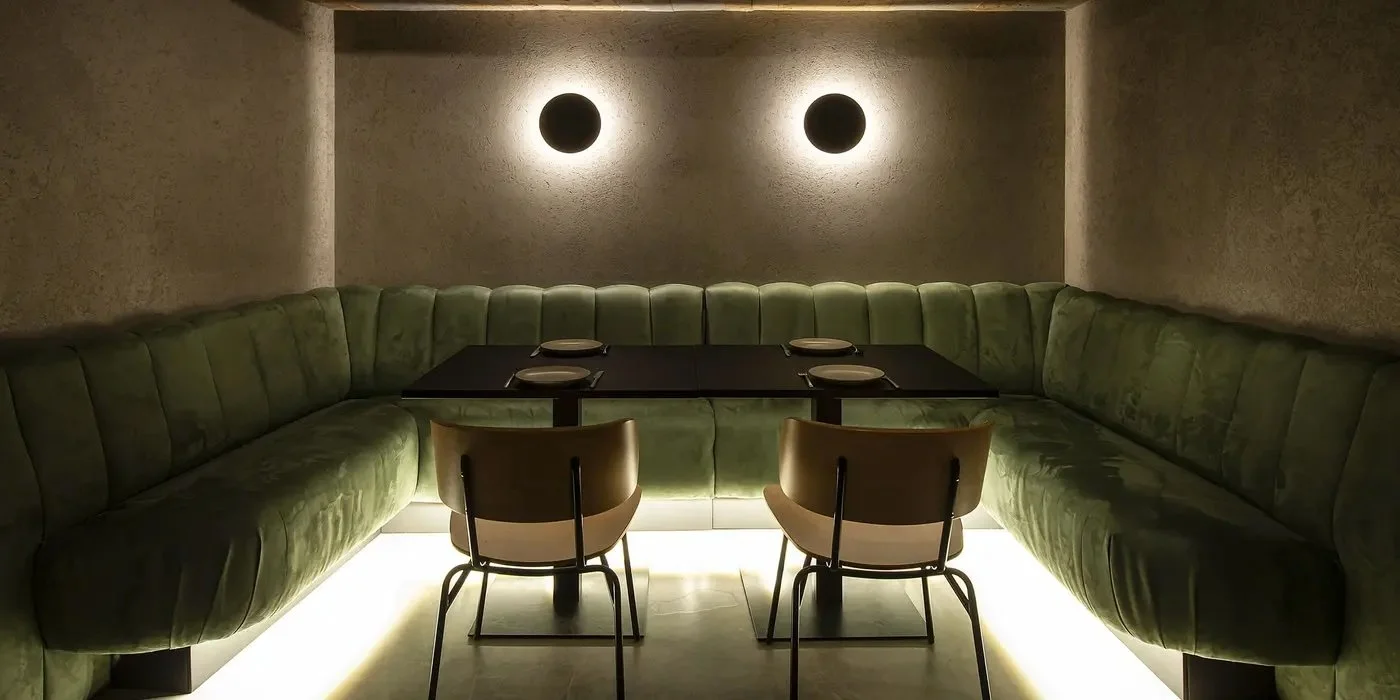 lampes murales foncées