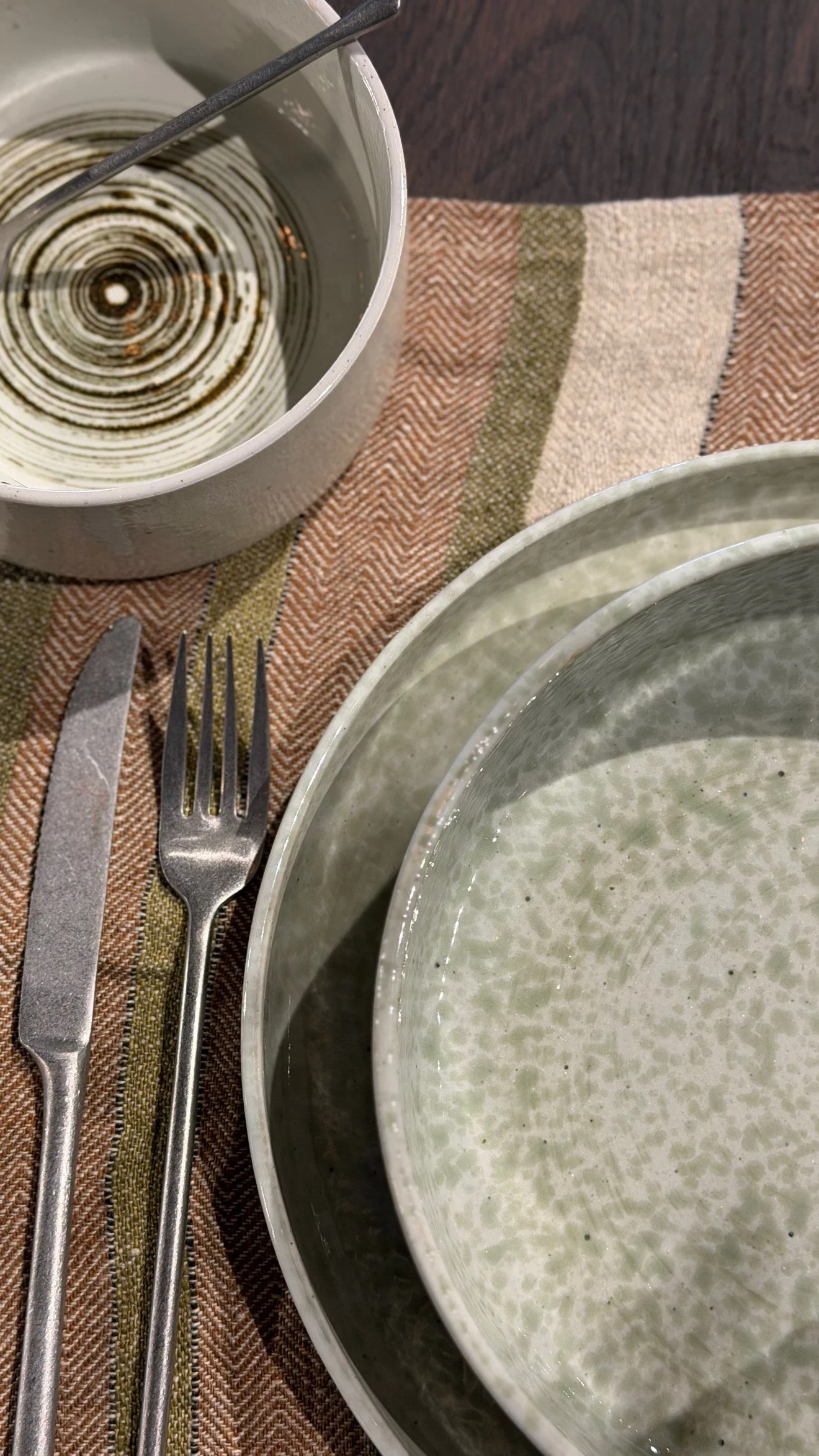 assiette epice Pomax eos design vert .jpg