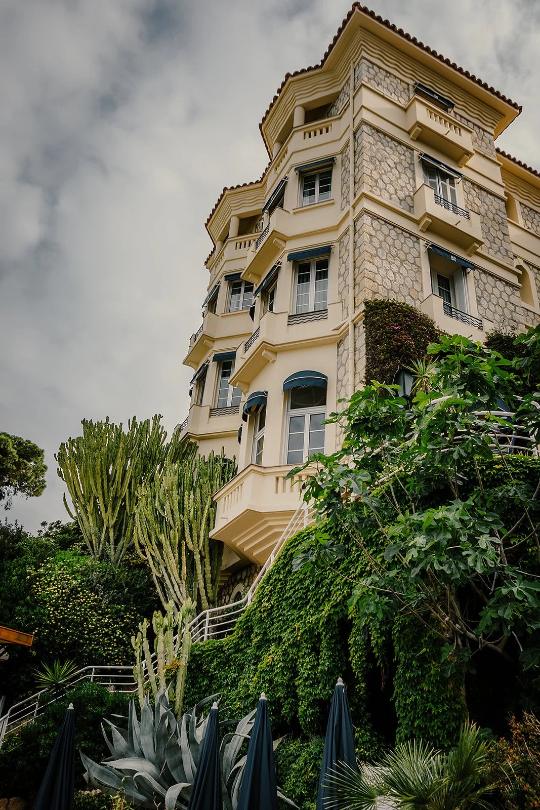 Hôtel Belles Rives - Casey Bell Photography (12).jpg