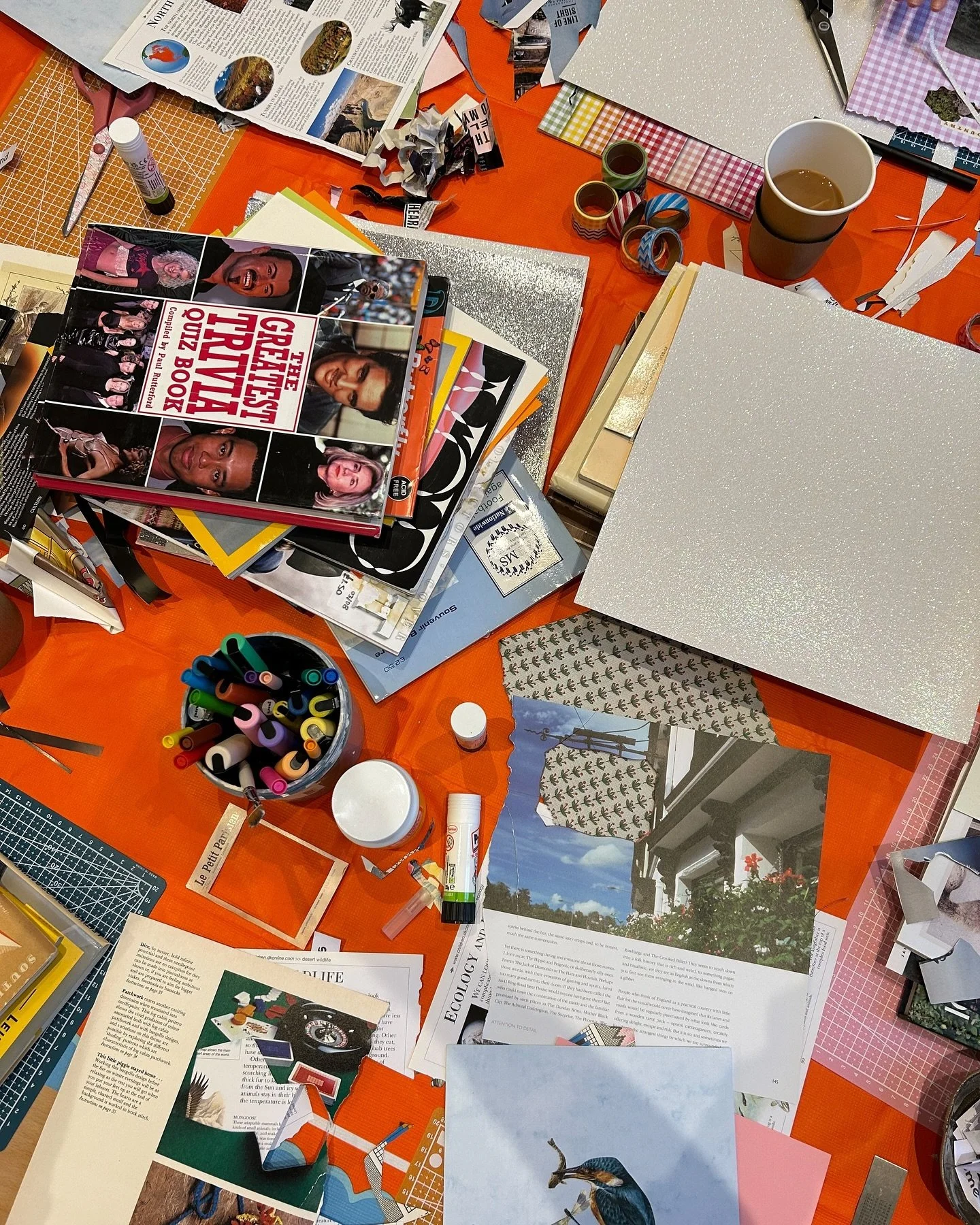 Our first collage workshop yesterday with @the_glass_bucket filled me with lots of joy. 

With not enough time to focus on collage lately it was lovely to carve out some time, meet new people and be crafty for a few hours. The perfect Saturday.

Foll