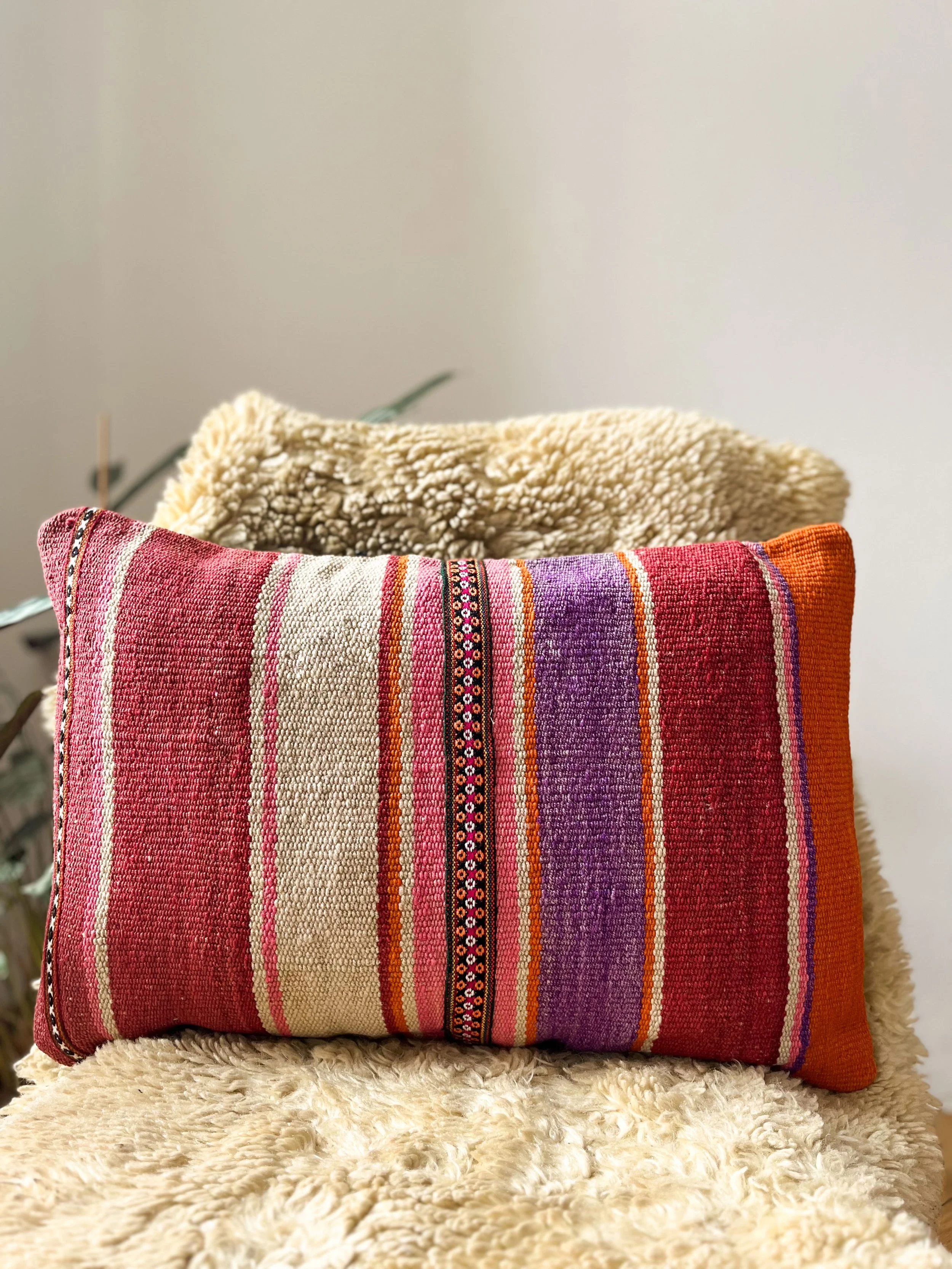 Traditioneller Kissenbezug "Linda" 56 x 33cm