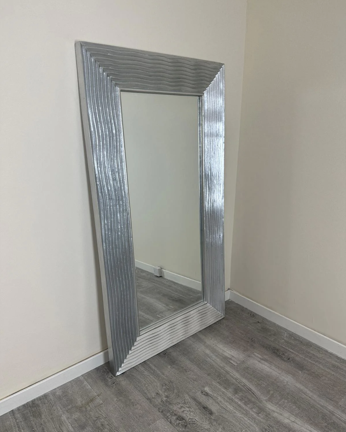 Segovia Mirror Chrome