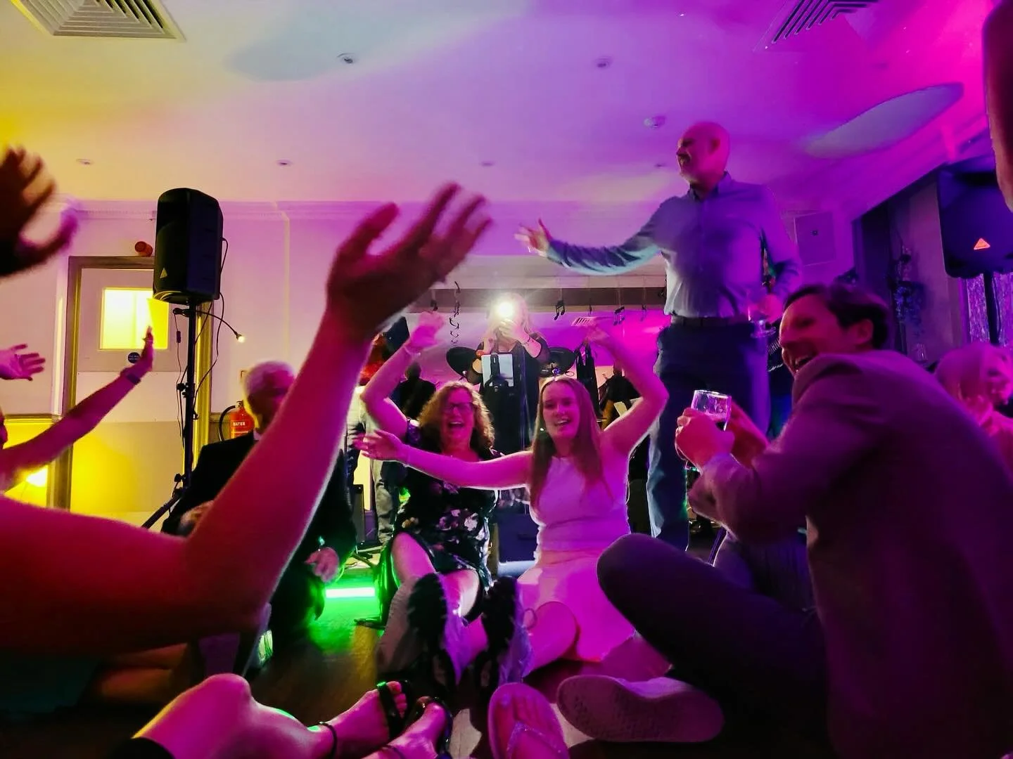 🥳 What an amazing party 🥳 

We absolutely loved playing to this incredible crowd. Oh &amp; happy birthday to the birthday boy - you know who you are!

🎸🎤🎸🥁🎸

#BoughtAndSold #LiveMusic #PartyBand