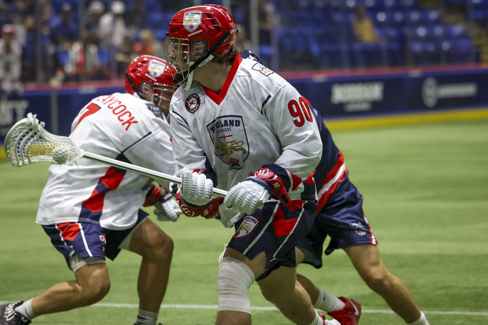 Eliot Leonard with ball in stick battling at 2024 World Championship