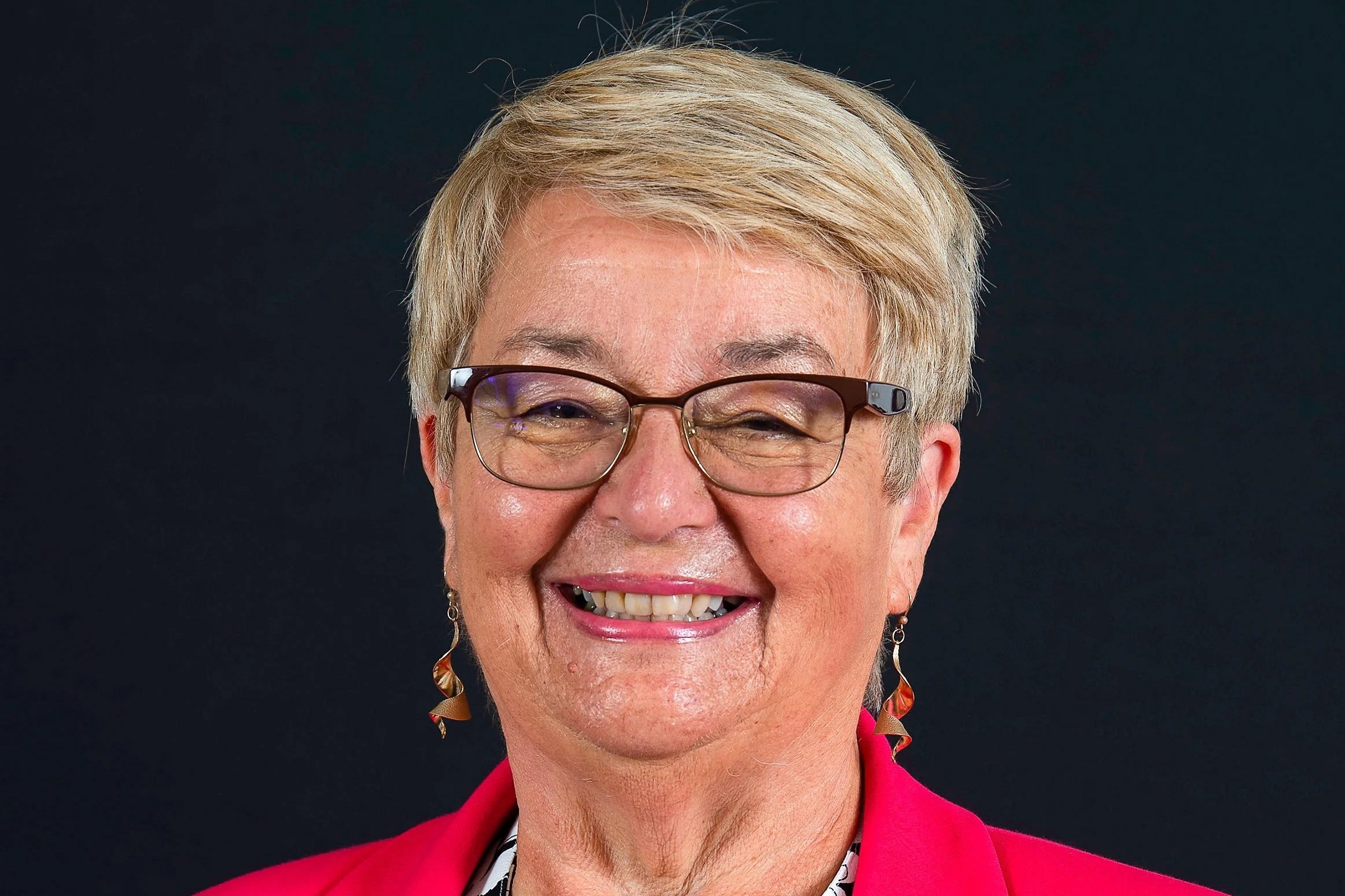 World Lacrosse name trophy after Sue Redfern