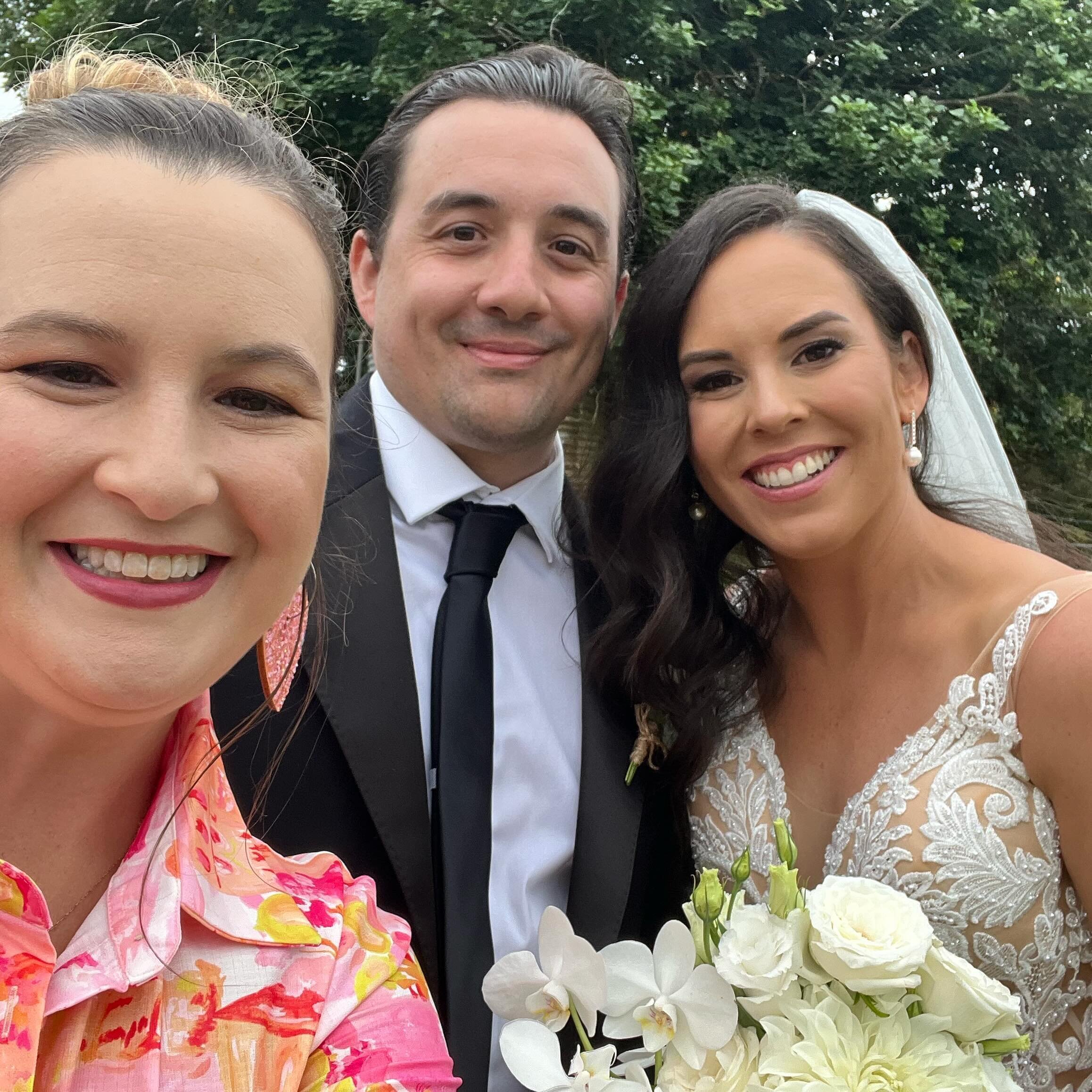 💘DANIELLE &amp; JARRED 🎊

Finally after 12 years together, they are hitched! Married on Jarred&rsquo;s Mum&rsquo;s farm under a slightly wet sky, surrounded by their nearest and dearest, we laughed our way through the telling of their love story. 
