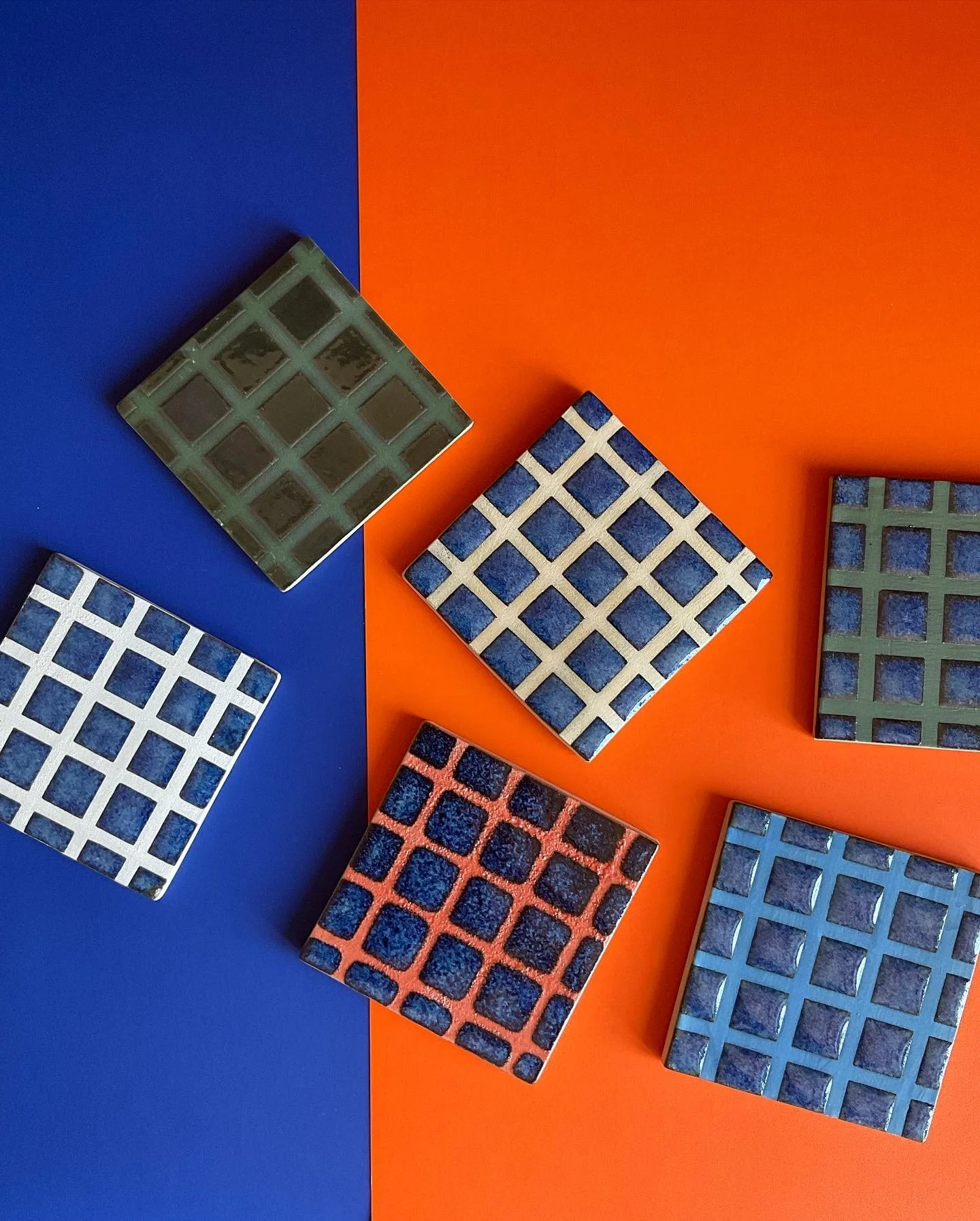 Carreaux sur mesure, carrés, avec motifs géomtriques et rendus graphiques