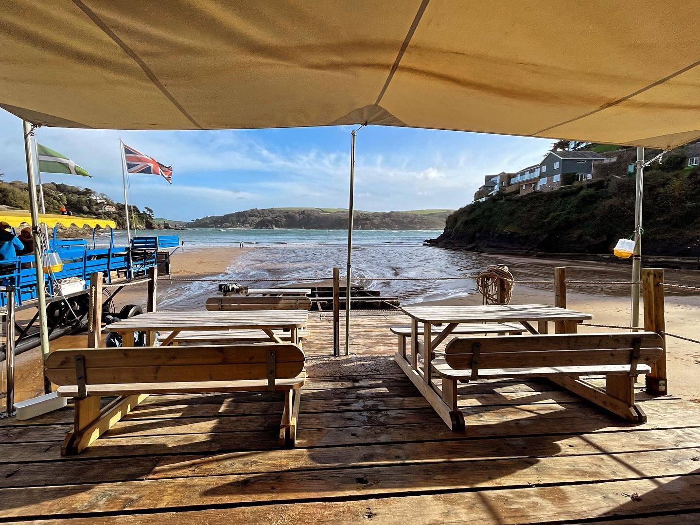 29.10.23 The last day of the Season has arrived! We will be open until 4pm Today weather permitting! #bosbeachcafe #southsands #salcombe #coffeewithaview #pizzawithaview #southsandsferry #devon #staycation #beachcafe #beachlife #beachvibes #familyrun