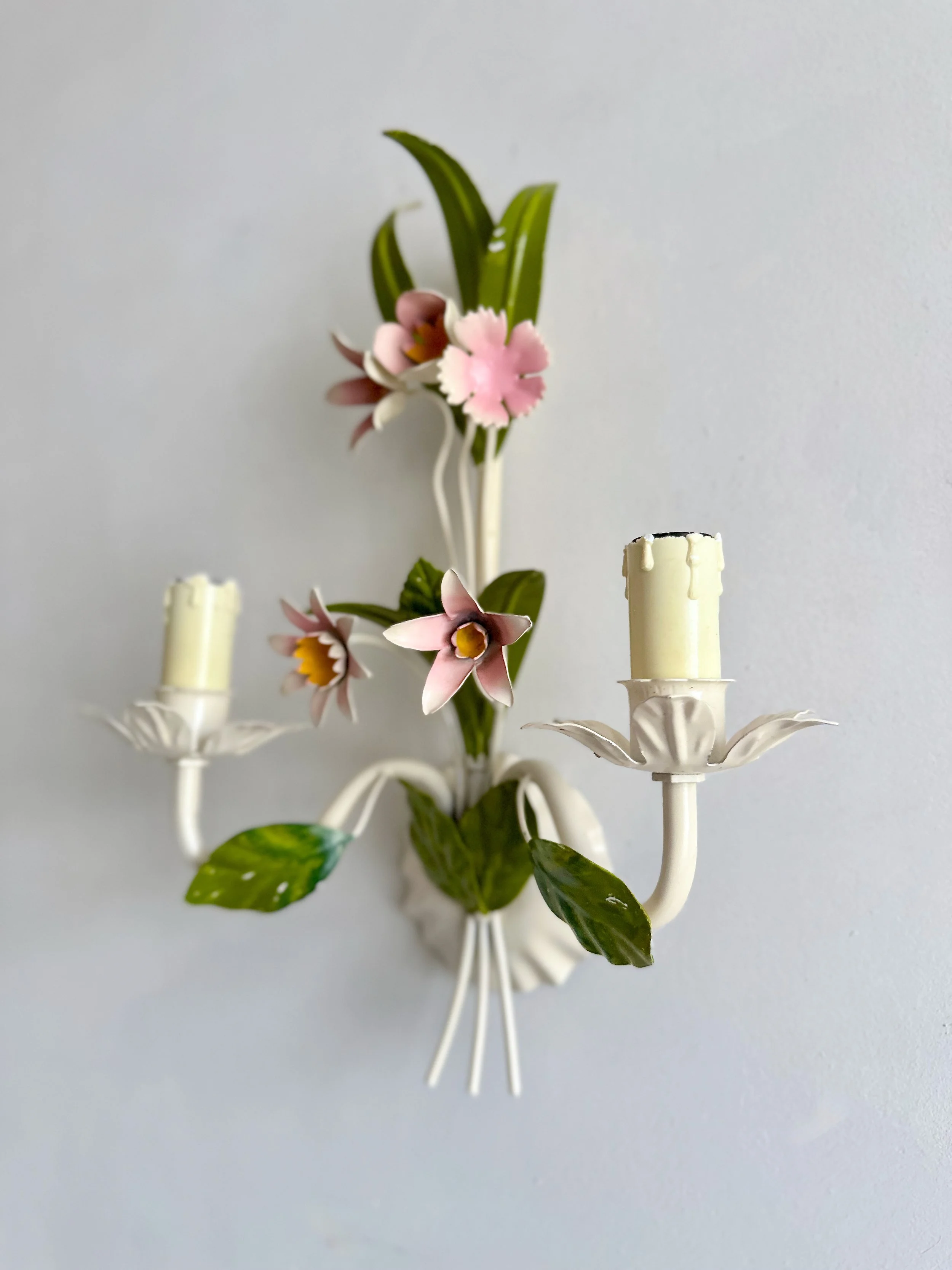 2 Sconce Tole Pink Asters Green leaves Orange Flowers (4).jpeg