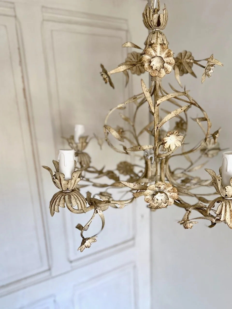 Vintage Italian floral tole five-light chandelier hand painted with with cream metal flowers and leaves.jpeg