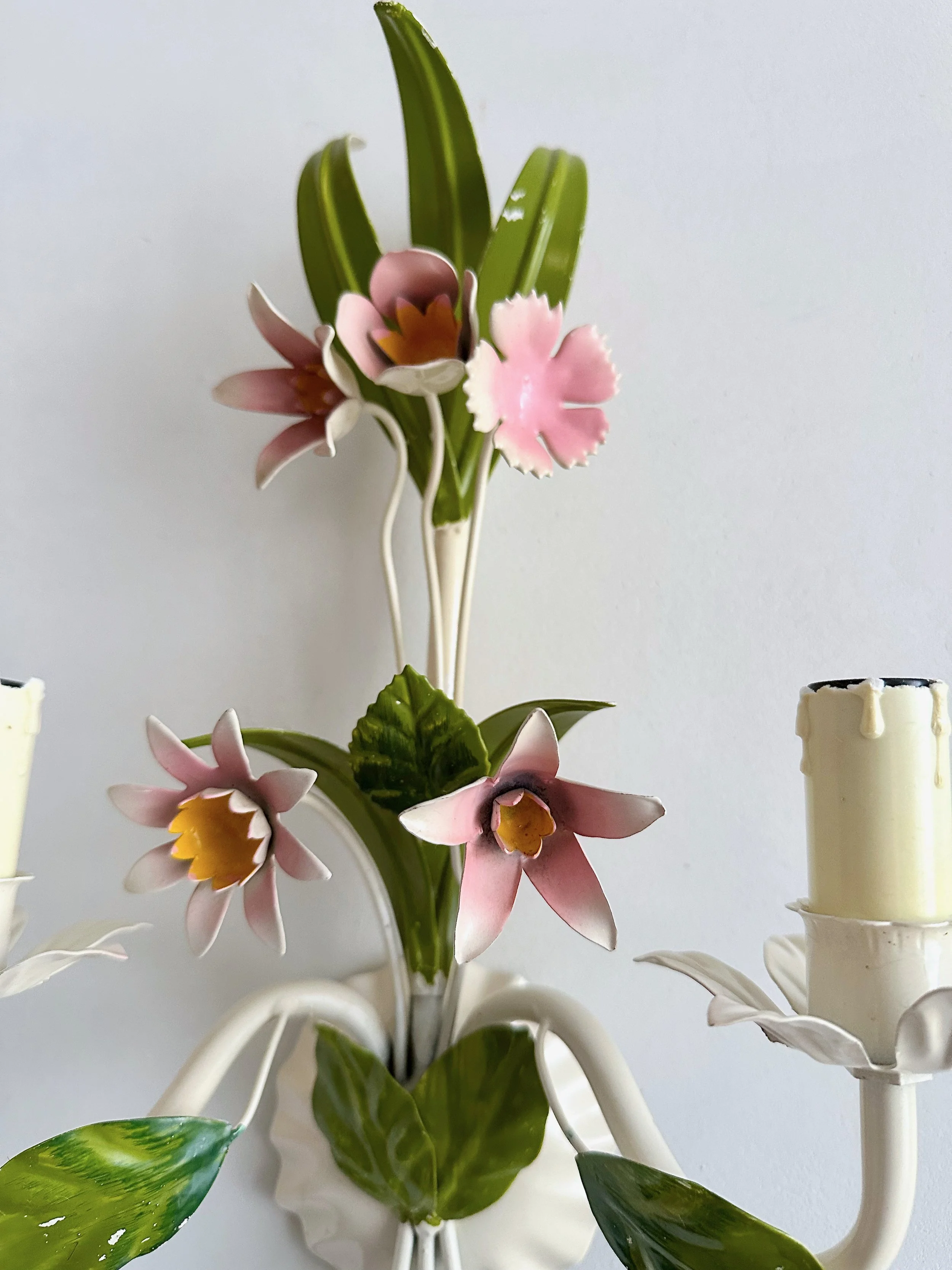 2 Sconce Tole Pink Asters Green leaves Orange Flowers (3).jpeg