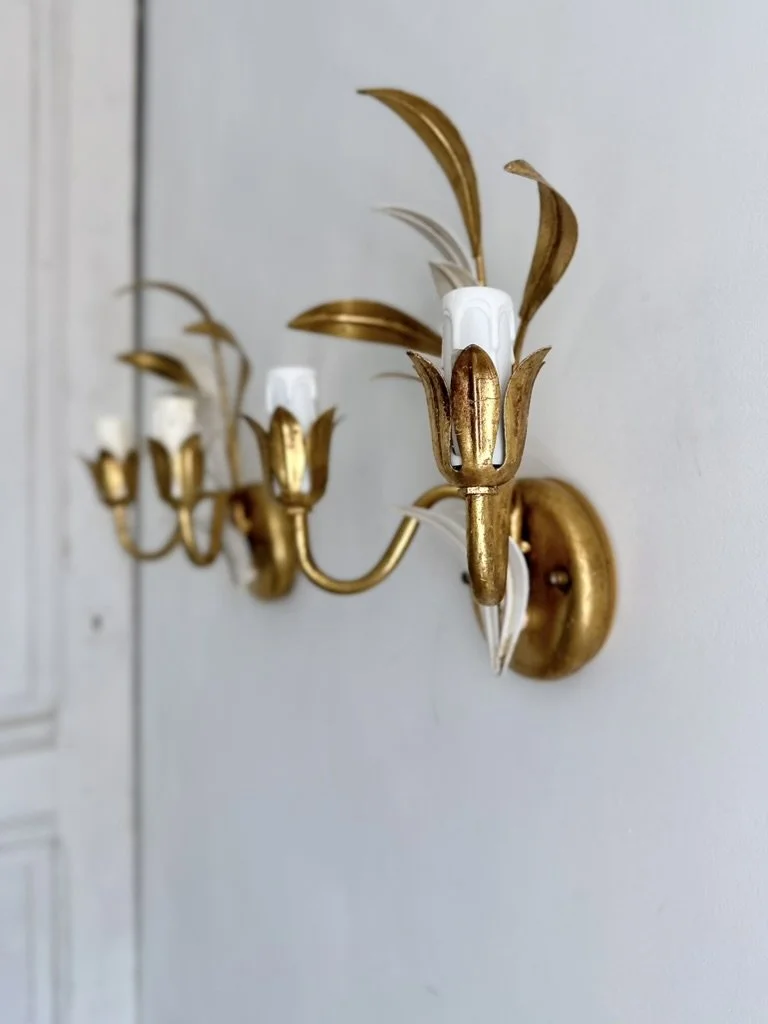 Pair of Mid-Century botanical wall sconces with gilt and white enamel finish, masca, 1970s