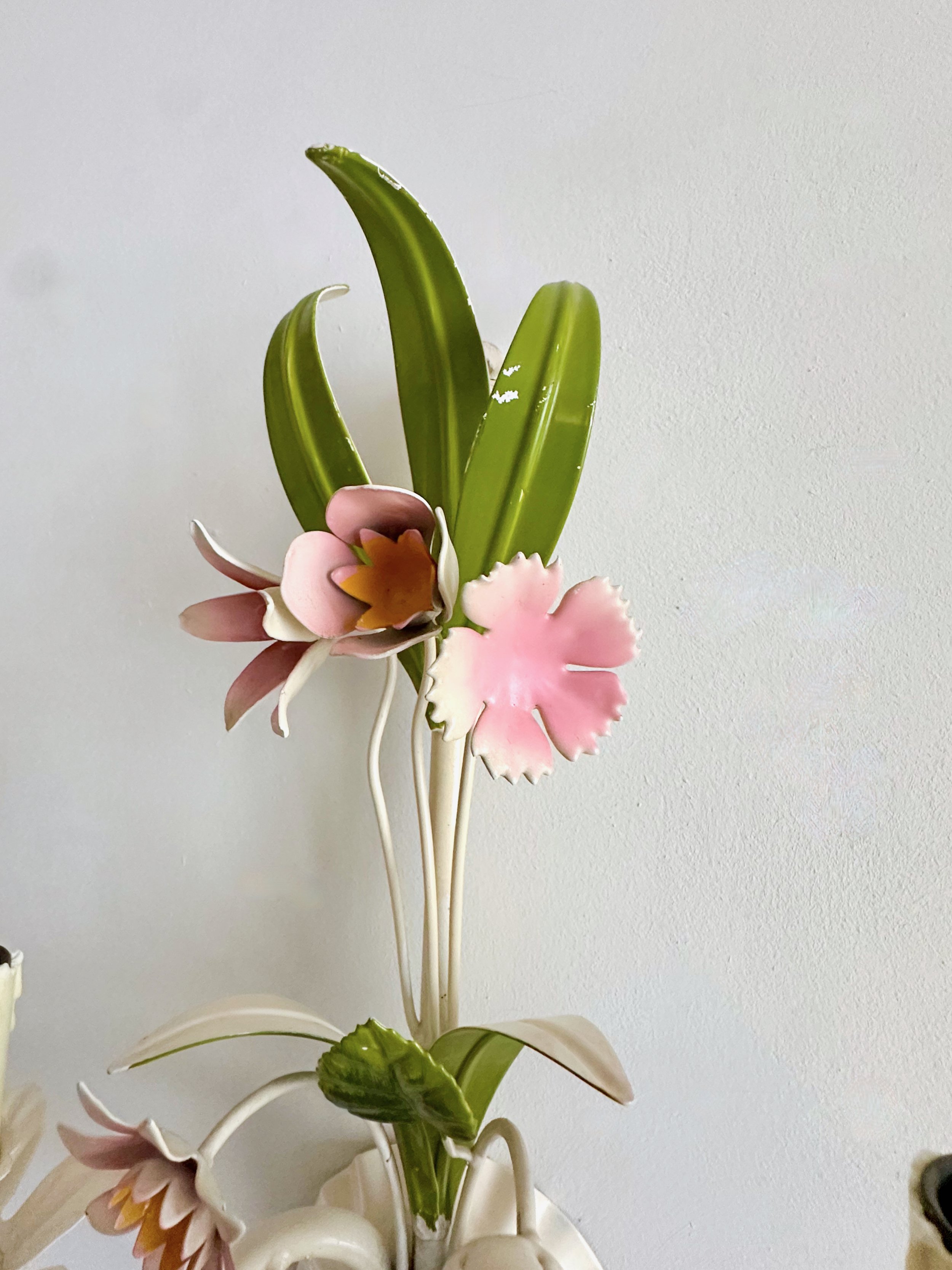 2 Sconce Tole Pink Asters Green leaves Orange Flowers (8).jpeg