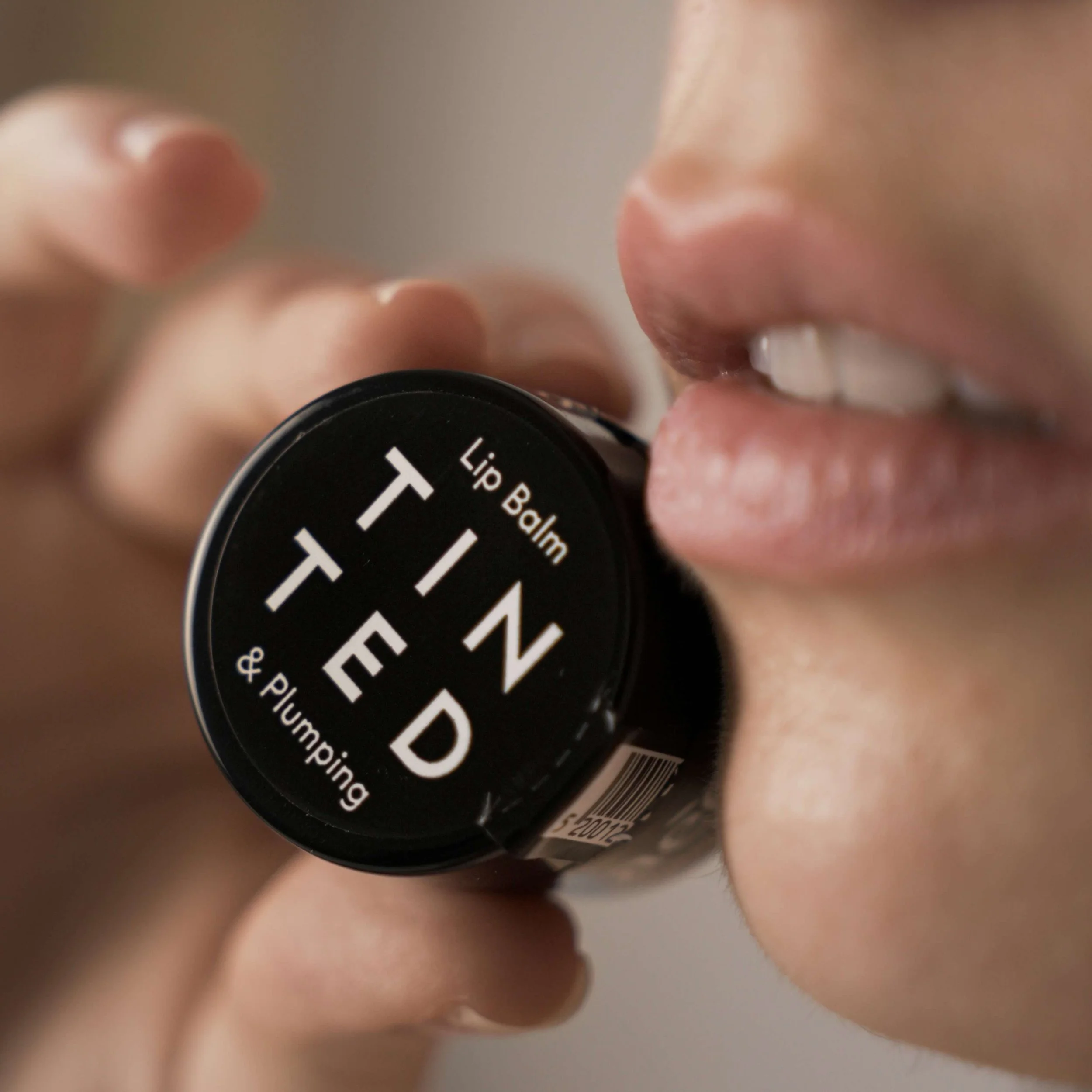 AEOLIS-TINTED-LIP-BALM.jpg