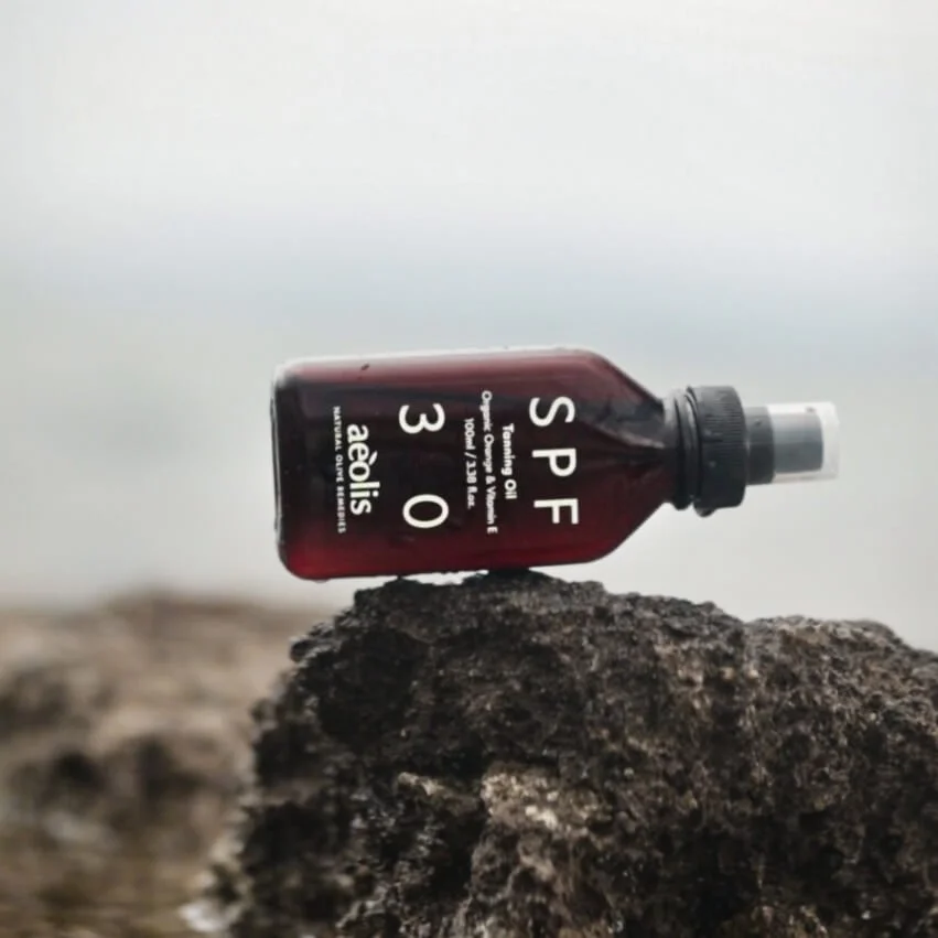 AEOLIS-TANNING-OIL-SPF30.jpg
