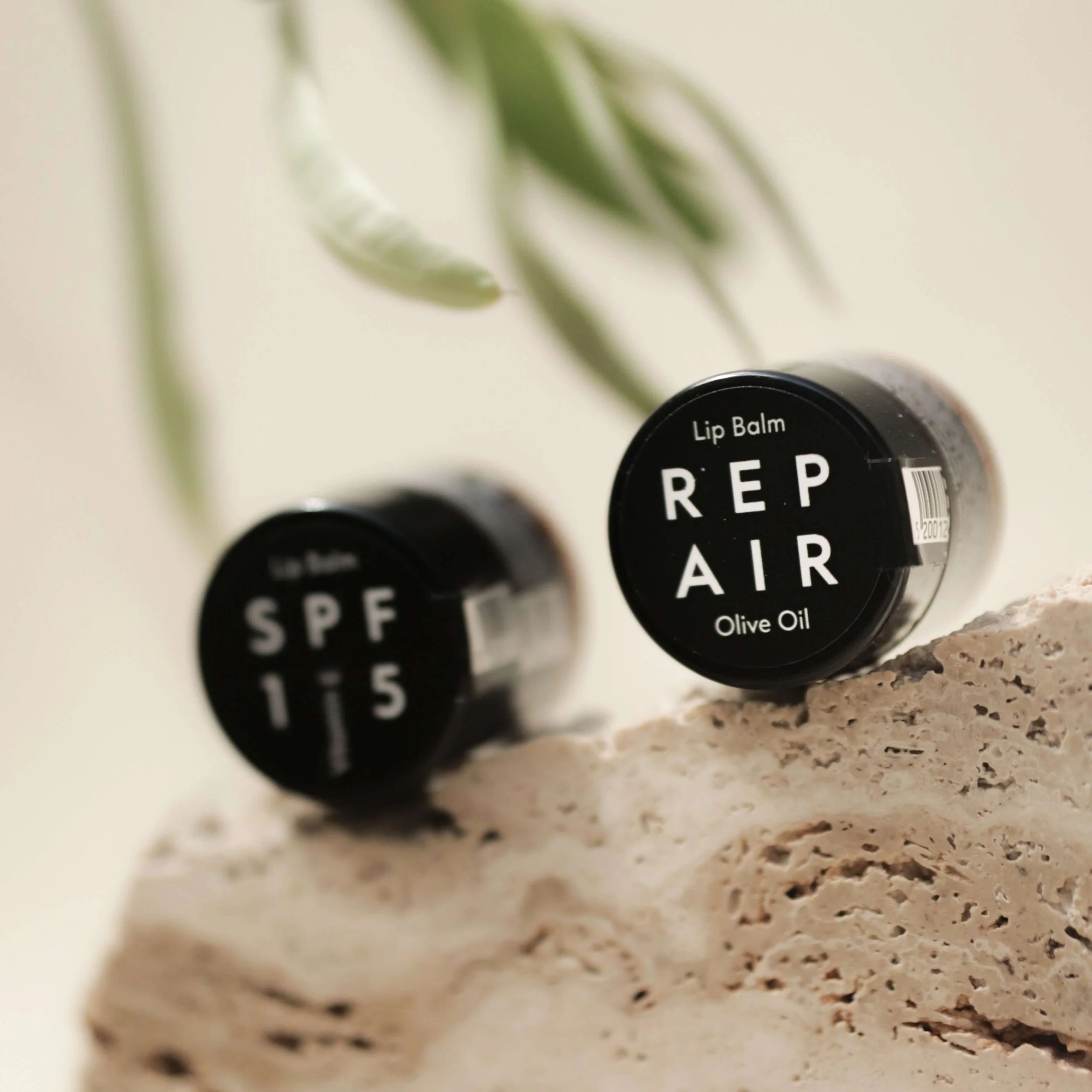 AEOLIS-REPAIRING-LIP-BALM.jpg